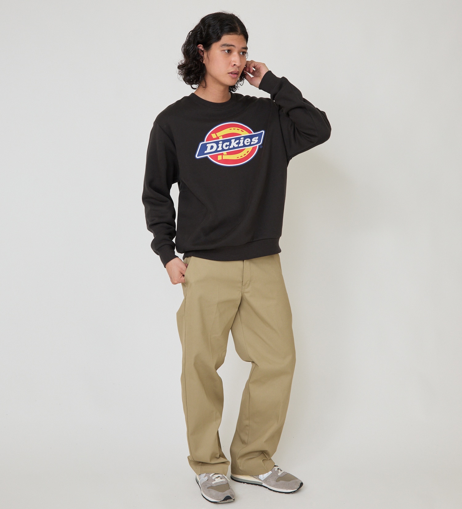 Dickies(ディッキーズ)のロゴクルーネックスウェット|トップス/スウェット/メンズ|ブラック