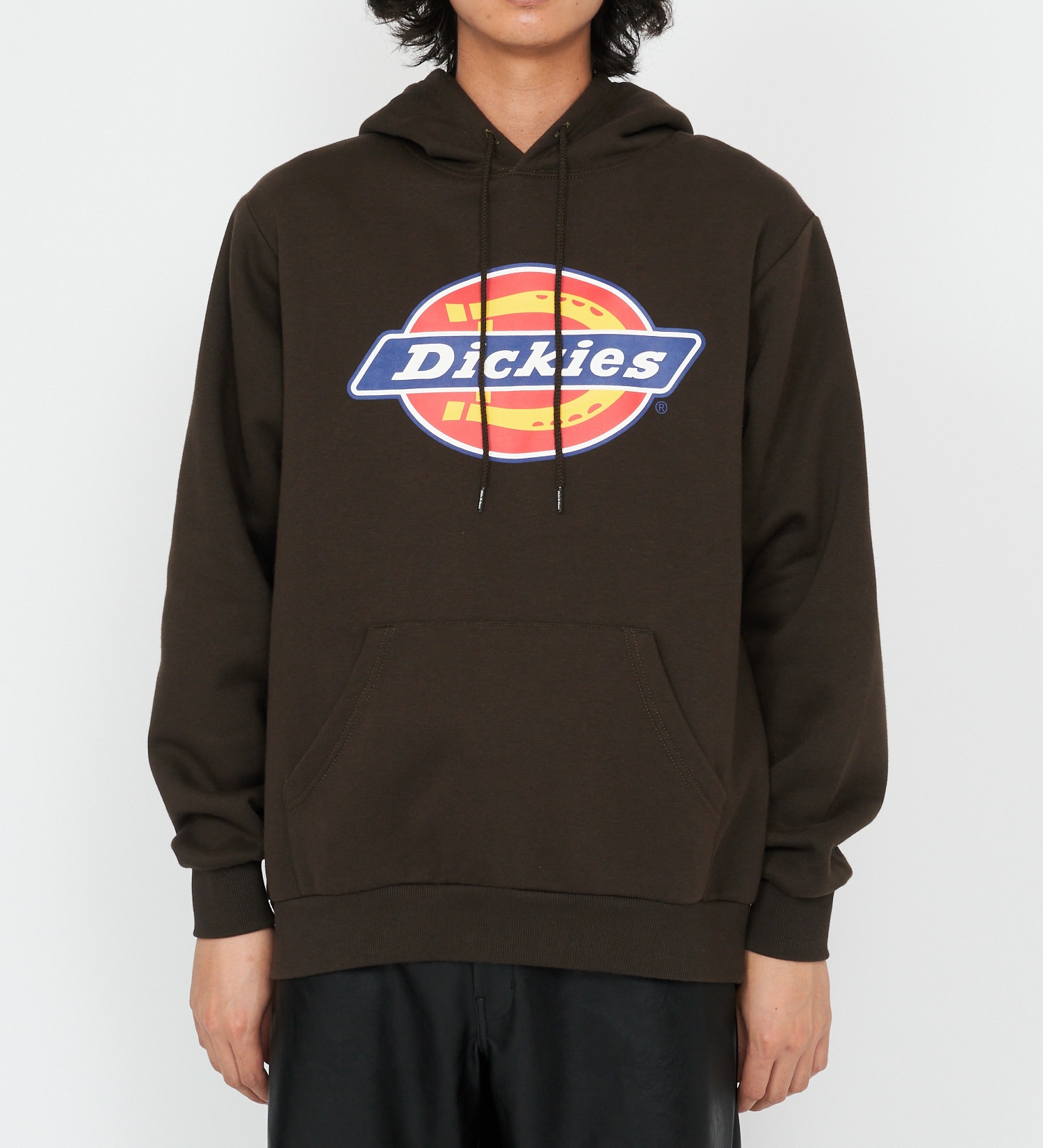 Dickies(ディッキーズ)のロゴフーディ|トップス/パーカー/メンズ|ダークブラウン
