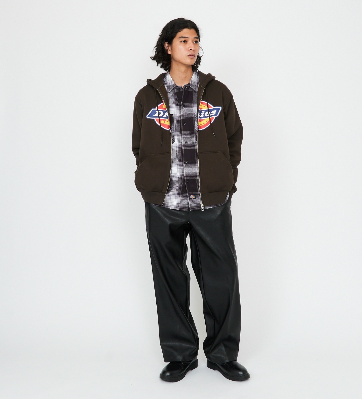 Dickies(ディッキーズ)のロゴジップアップフーディ|トップス/パーカー/メンズ|ダークブラウン