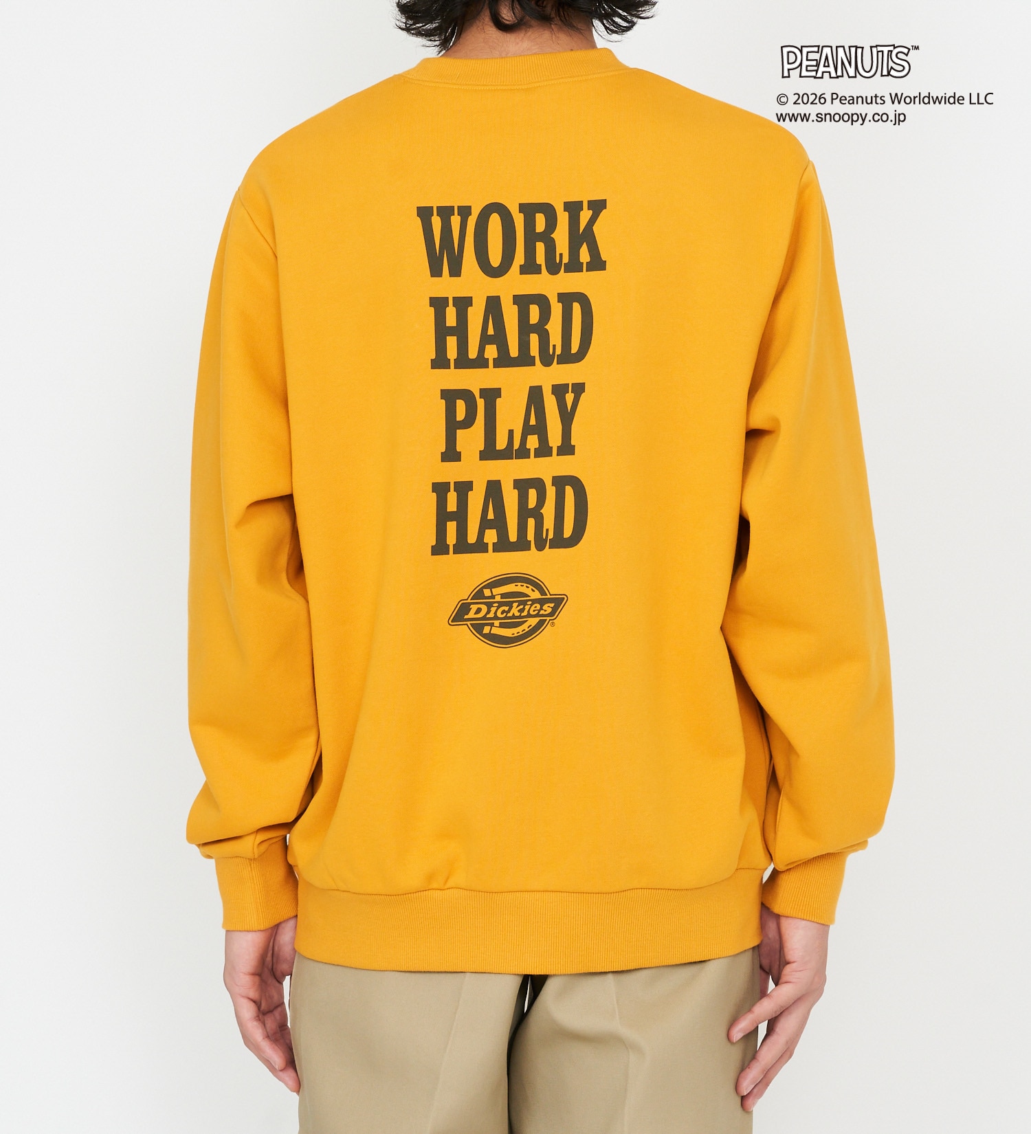 Dickies(ディッキーズ)のピーナッツ クルーネックスウェット スヌーピー|トップス/スウェット/メンズ|マスタード