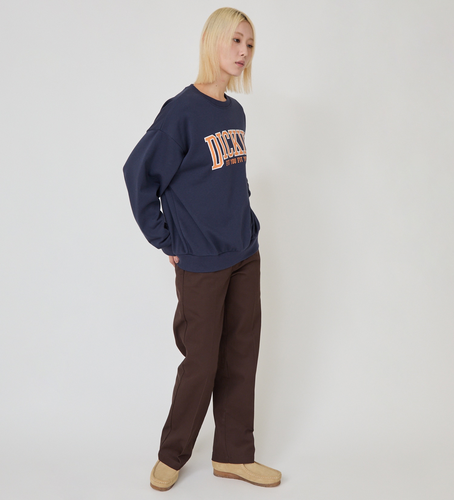 Dickies(ディッキーズ)のカレッジロゴスウェット|トップス/スウェット/レディース|ネイビー