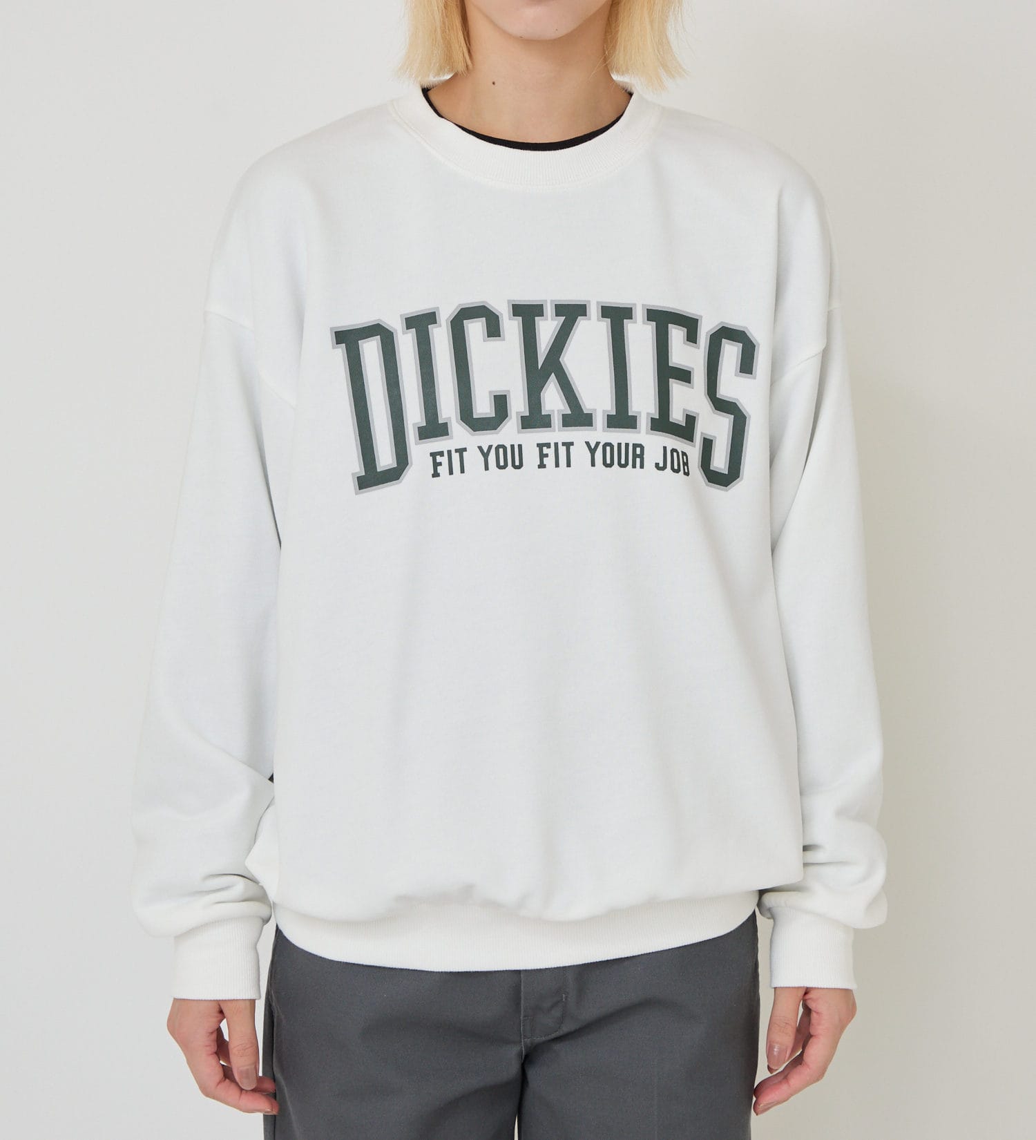 Dickies(ディッキーズ)のカレッジロゴスウェット|トップス/スウェット/レディース|ホワイト