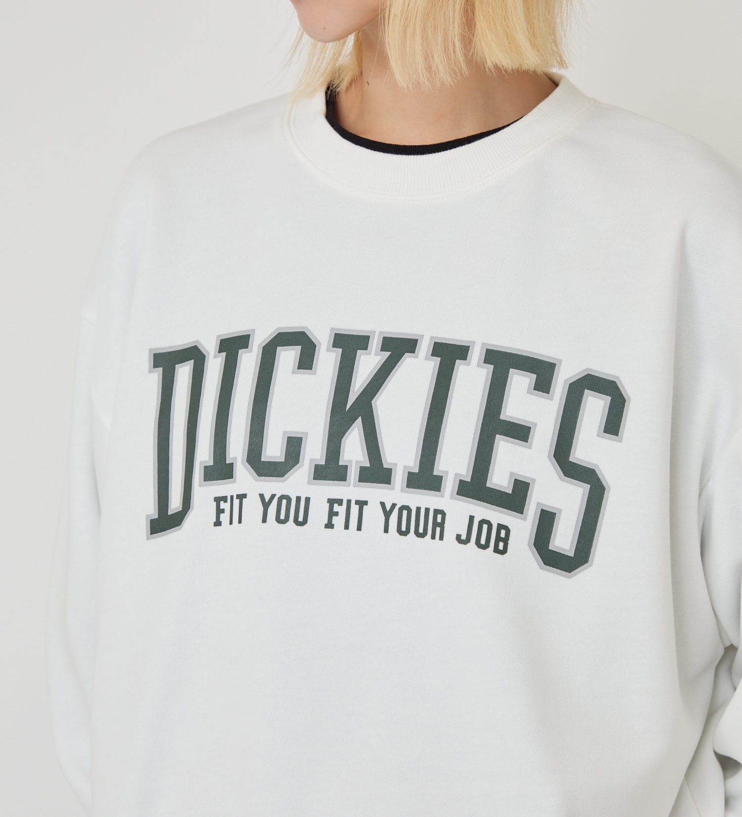 Dickies(ディッキーズ)のカレッジロゴスウェット|トップス/スウェット/レディース|ホワイト