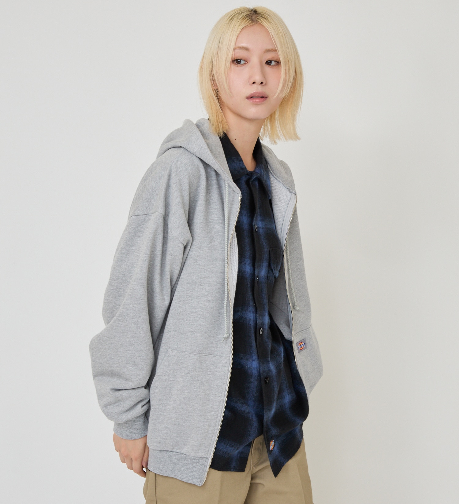 Dickies(ディッキーズ)のプレーンジップフーディー|トップス/パーカー/レディース|ヘザ－グレー
