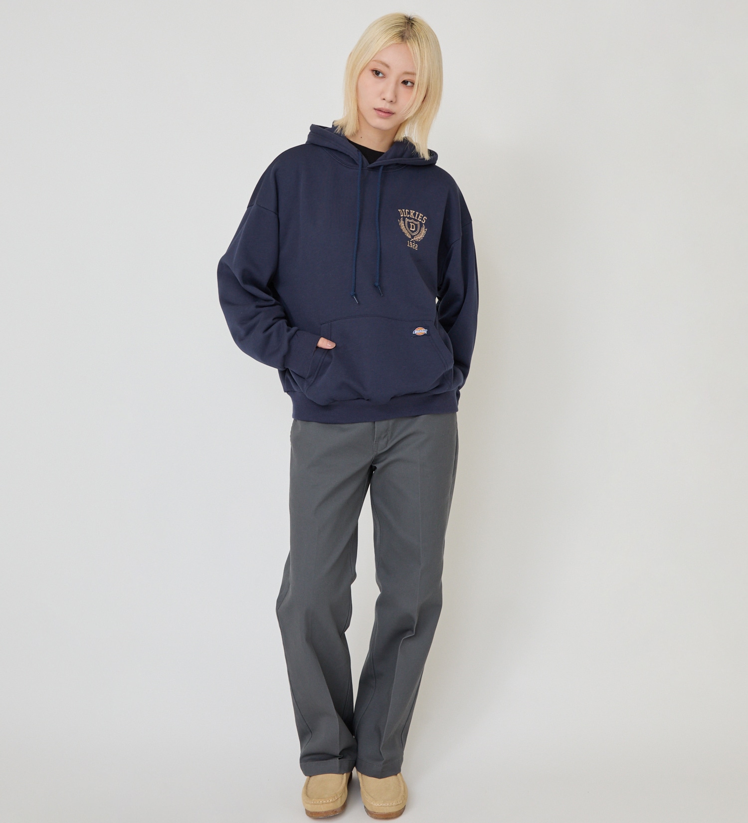 Dickies(ディッキーズ)のカレッジロゴフーディー|トップス/パーカー/レディース|ネイビー