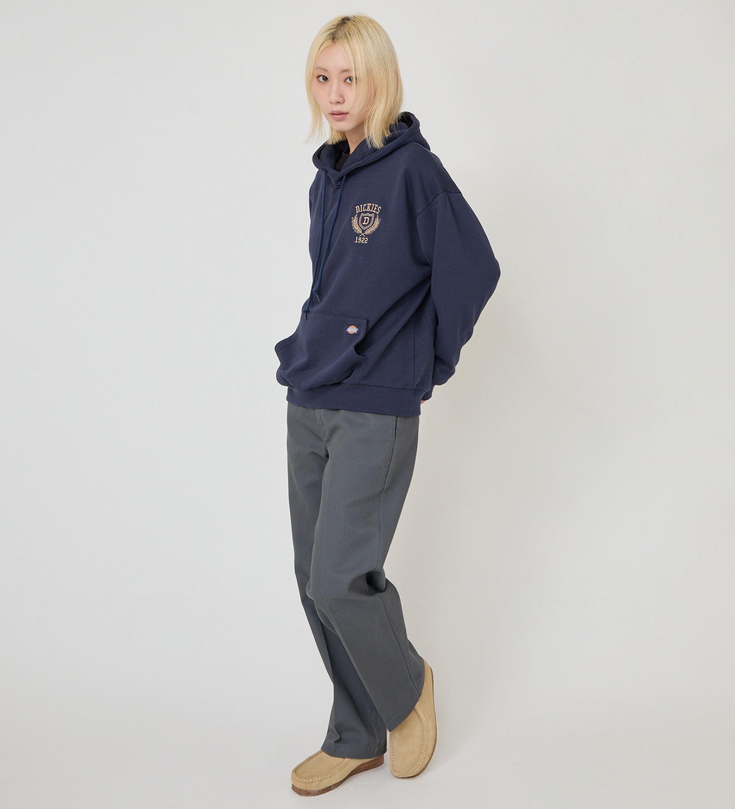 Dickies(ディッキーズ)のカレッジロゴフーディー|トップス/パーカー/レディース|ネイビー