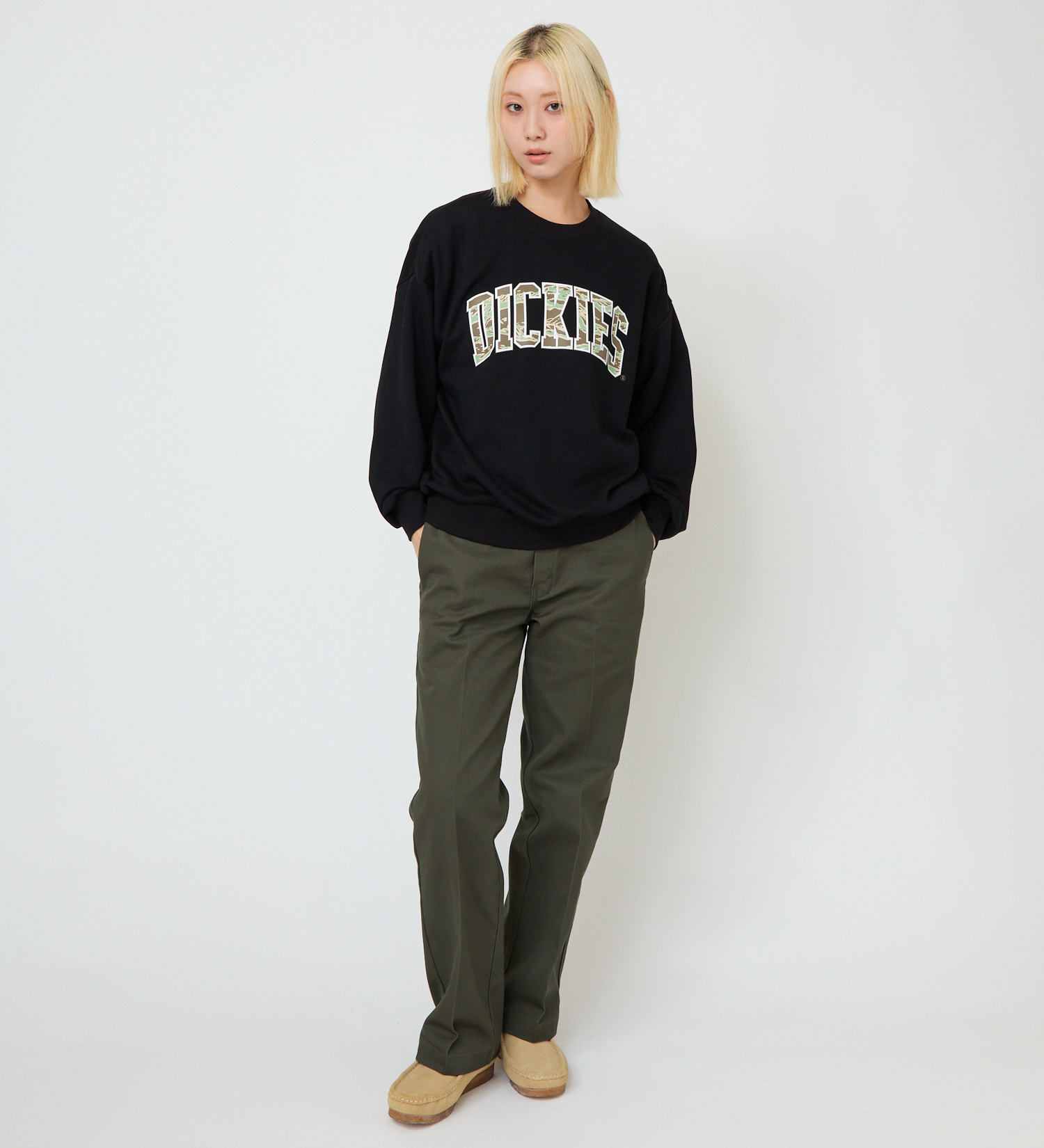 Dickies(ディッキーズ)のタイガーカモスウェット|トップス/スウェット/レディース|ブラック