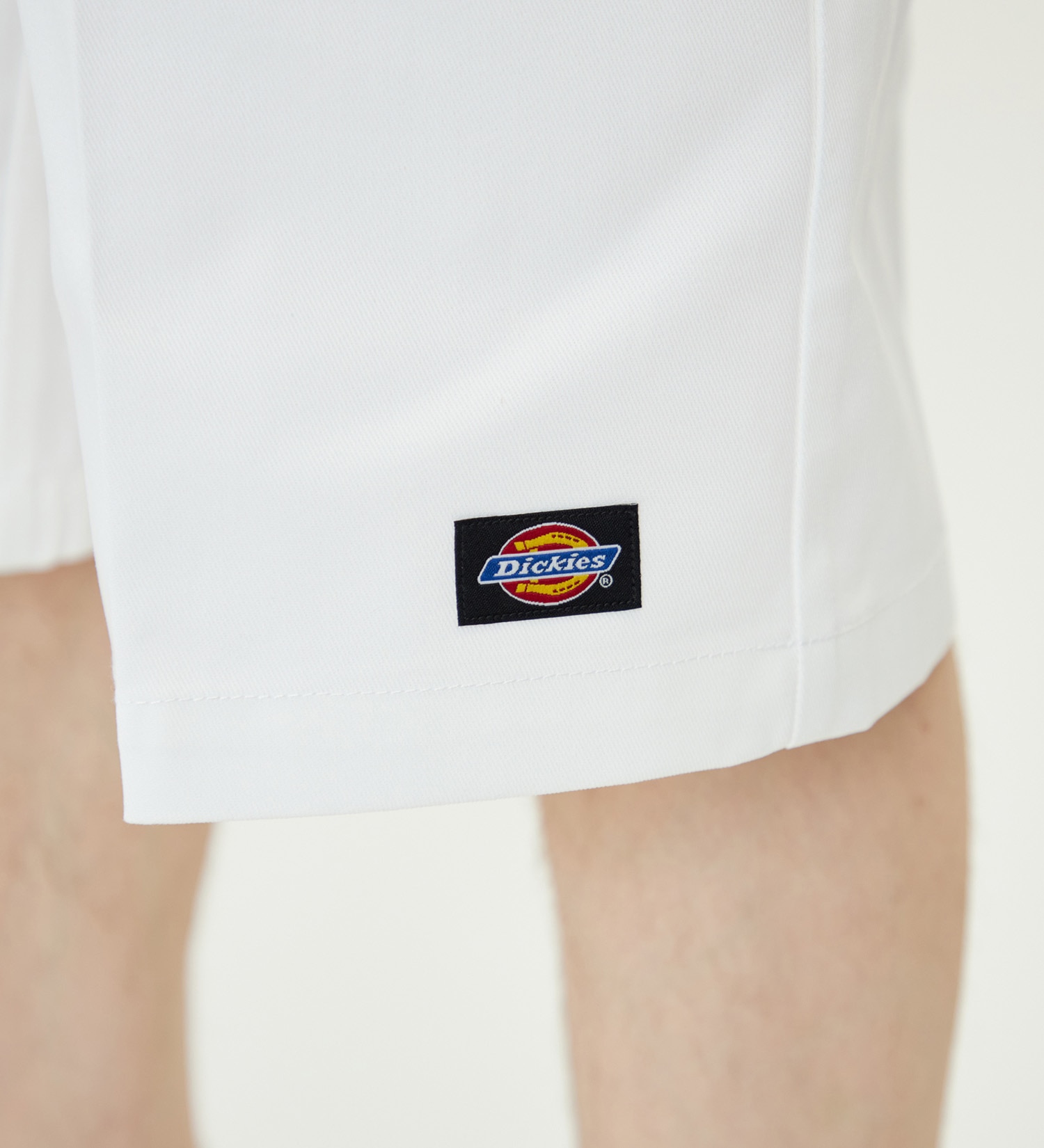 Dickies(ディッキーズ)の【BLACKFRIDAY】13" ワークショーツ ルーズフィット "42283"|//メンズ|ホワイト