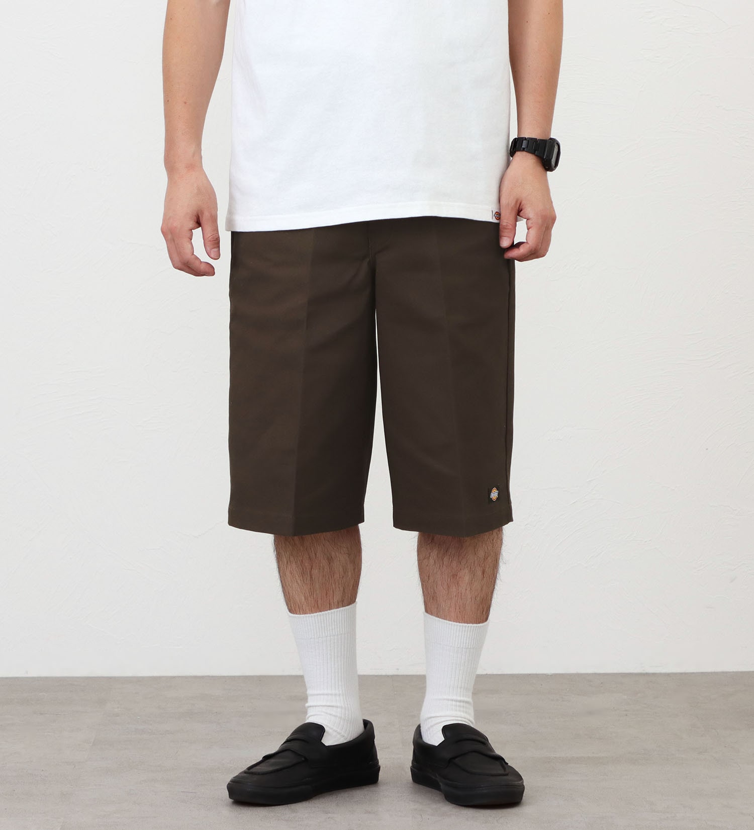 Dickies(ディッキーズ)の【ノベルティ対象】13" ワークショーツ ルーズフィット "42283"|Dickies_ICONS/定番/ショートパンツ/メンズ|ダークブラウン