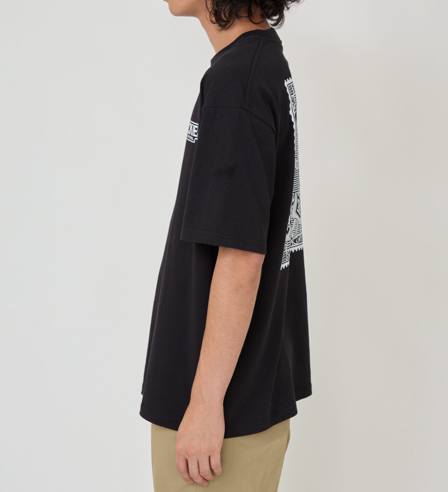 Dickies(ディッキーズ)のDickies x YAMAKI MAKOTO プリントTシャツ|トップス/Tシャツ/カットソー/メンズ|ブラック