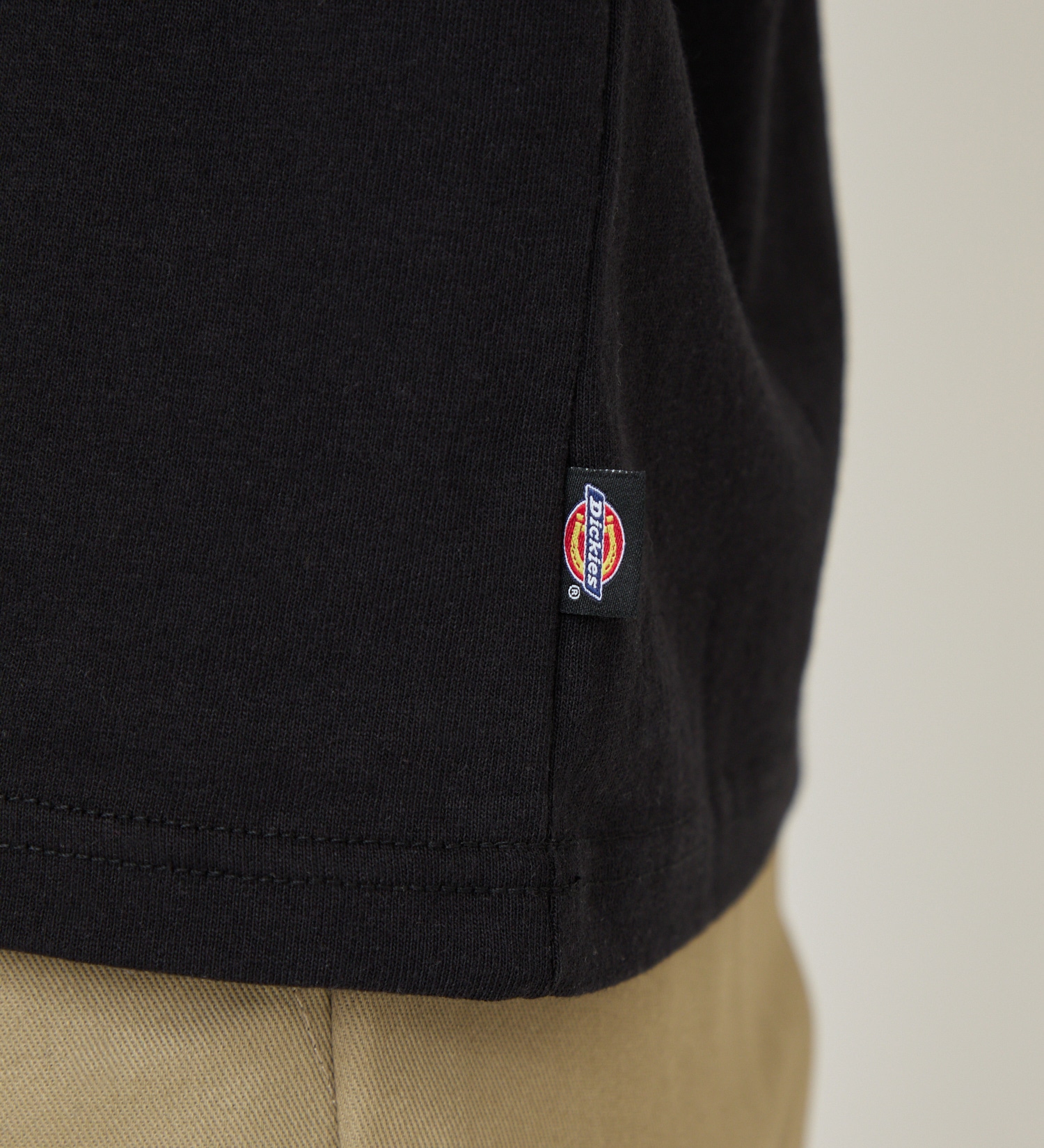 Dickies(ディッキーズ)のDickies x YAMAKI MAKOTO プリントTシャツ|トップス/Tシャツ/カットソー/メンズ|ブラック