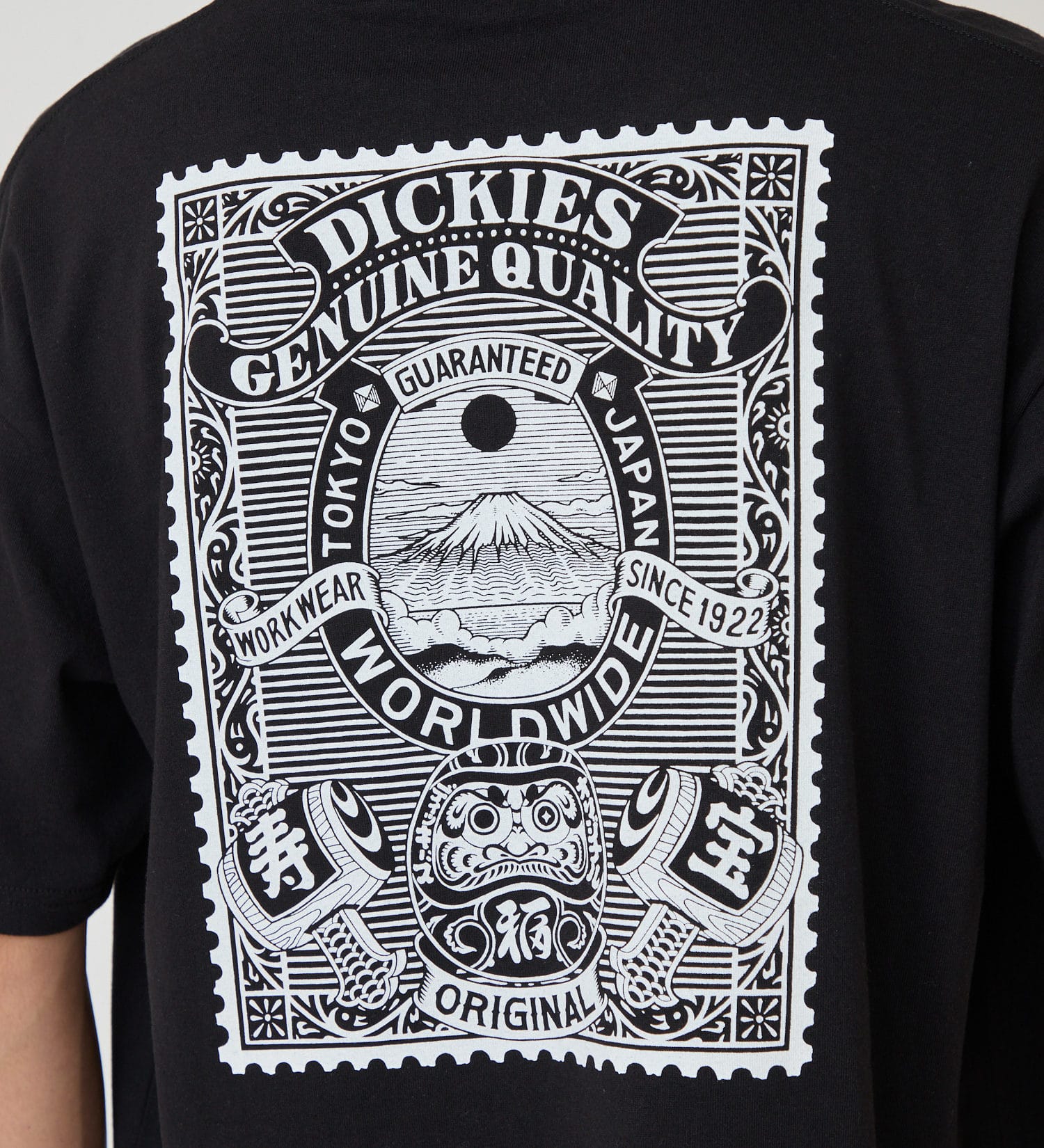 Dickies(ディッキーズ)のDickies x YAMAKI MAKOTO プリントTシャツ|トップス/Tシャツ/カットソー/メンズ|ブラック