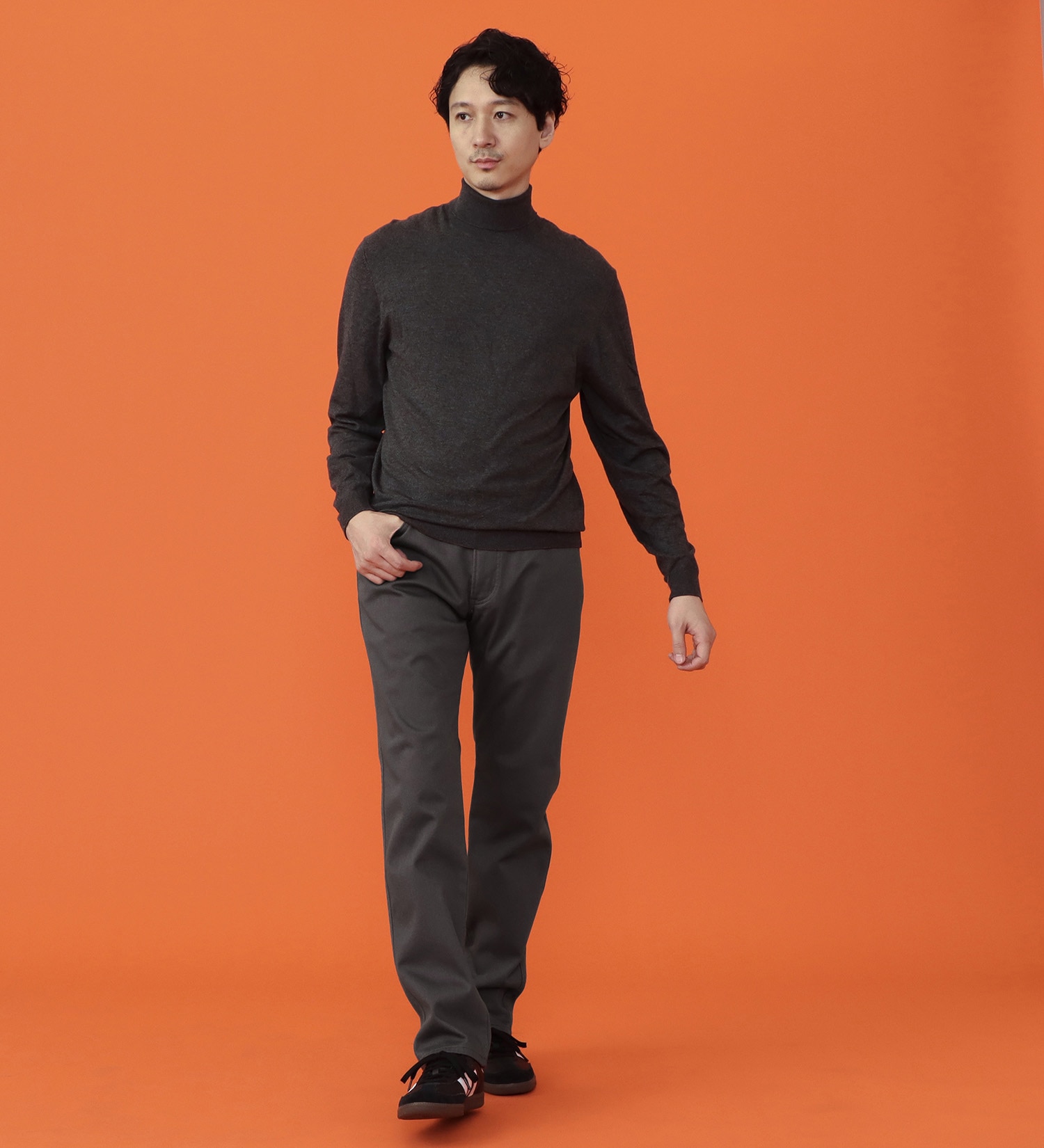 EDWIN(エドウイン)の【予約P】WILD FIRE レギュラーストレート デニムパンツ【暖/三層構造/保温/防風/冬用】|パンツ/パンツ/メンズ|チャコールグレー