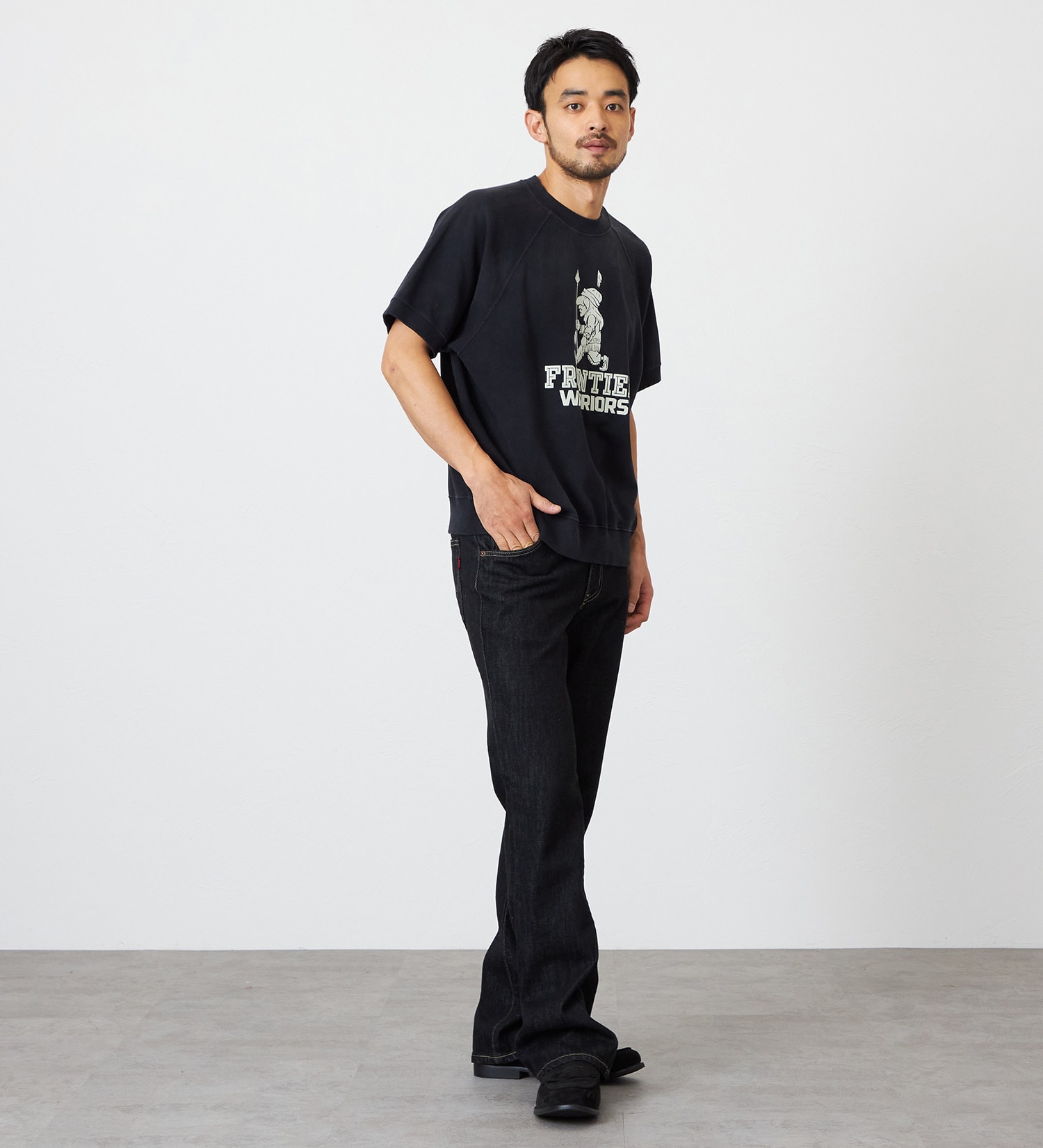 EDWIN(エドウイン)の【裾上げ無料】インターナショナルベーシック 401 ブーツカット デニムパンツ ジーンズ|パンツ/デニム / ジーンズパンツ/メンズ|ブラックデニム