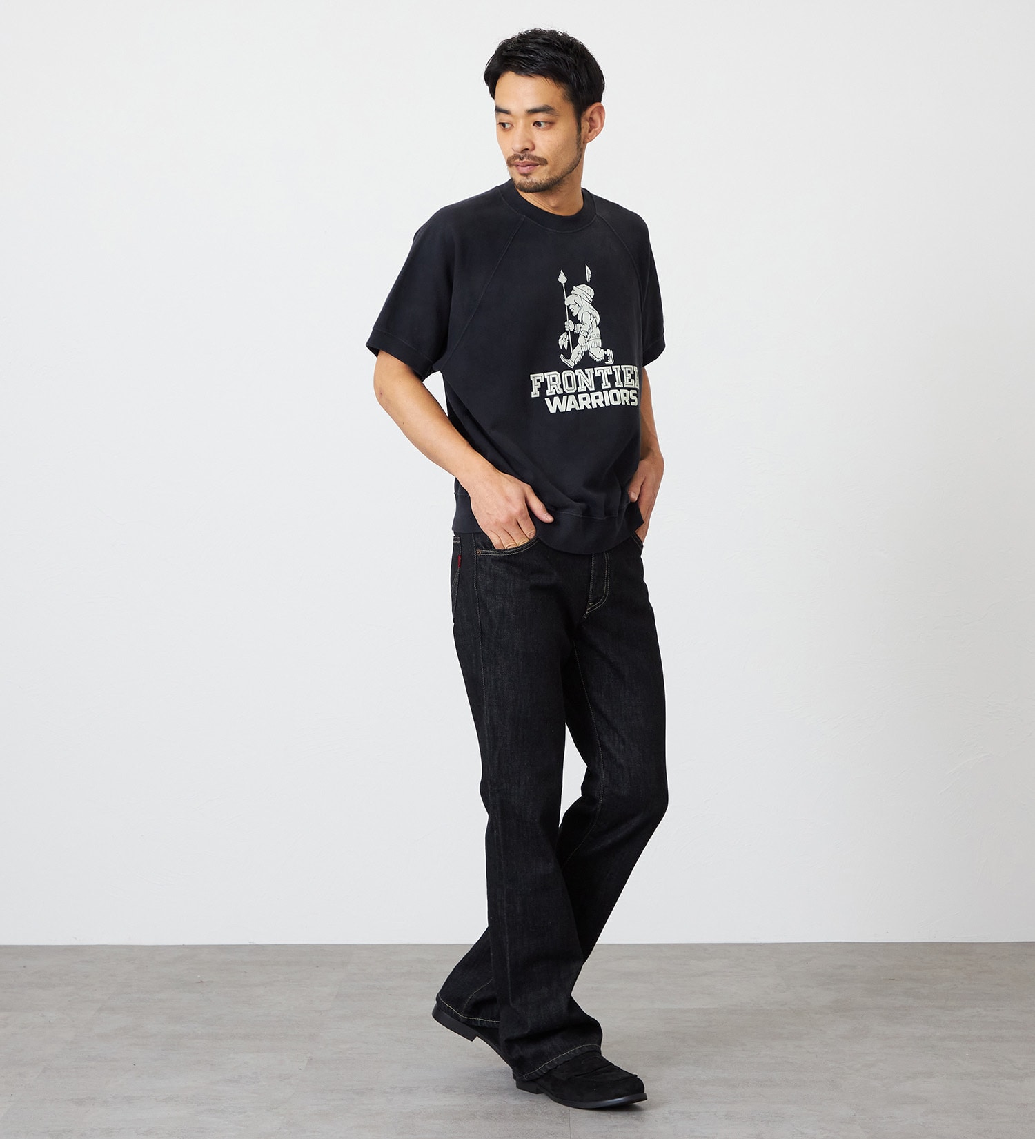 EDWIN(エドウイン)の【裾上げ無料】インターナショナルベーシック 401 ブーツカット デニムパンツ ジーンズ|パンツ/デニム / ジーンズパンツ/メンズ|ブラックデニム