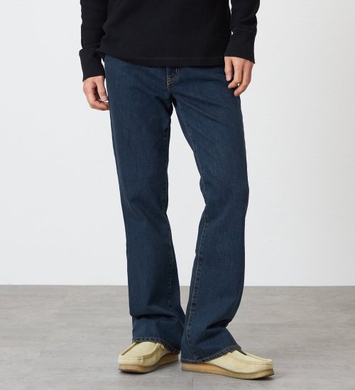 EDWIN(エドウイン)の【裾上げ無料】インターナショナルベーシック 401 ブーツカット デニムパンツ ジーンズ|パンツ/デニム / ジーンズパンツ/メンズ|中色ブルー