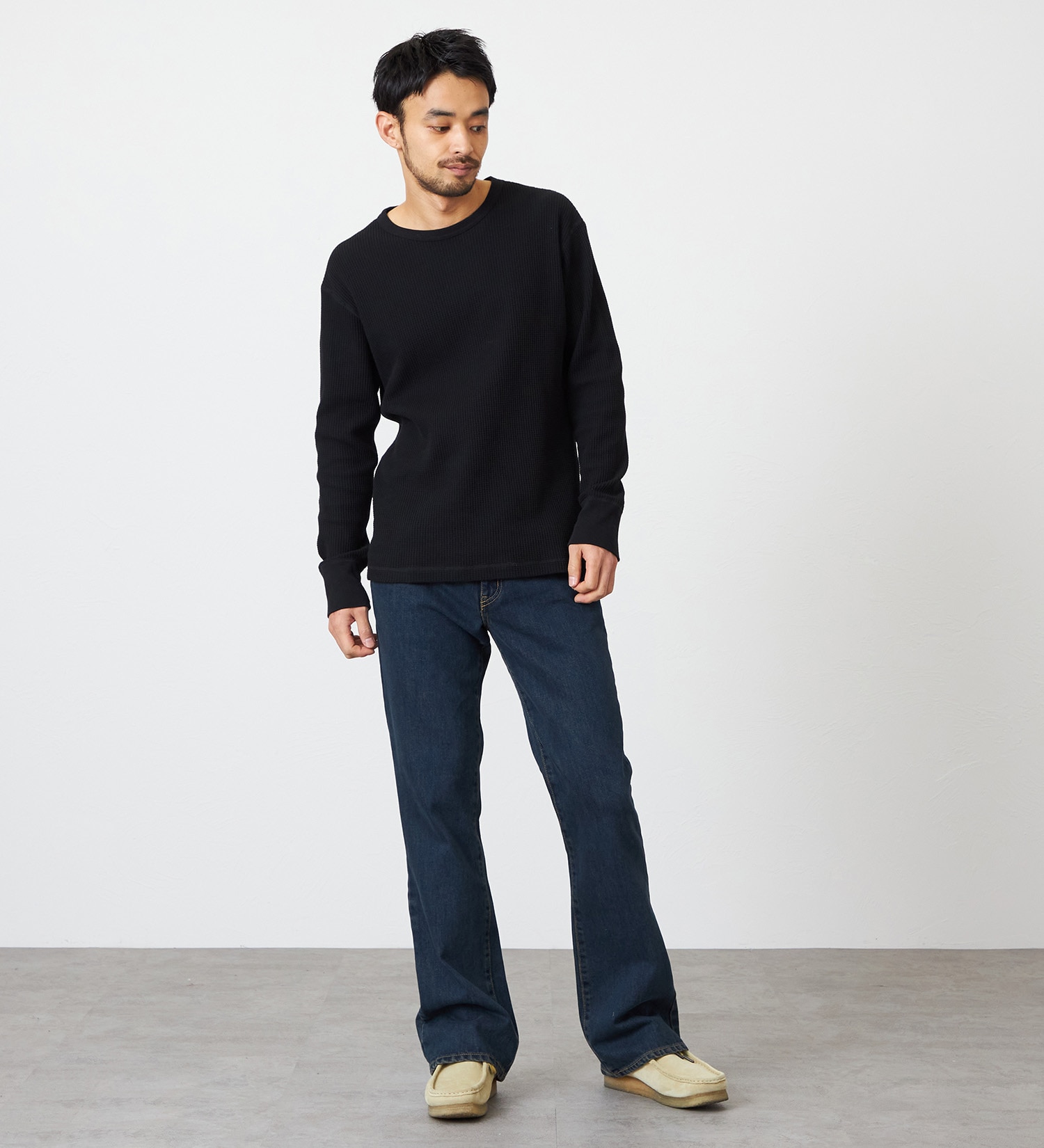 EDWIN(エドウイン)の【裾上げ無料】インターナショナルベーシック 401 ブーツカット デニムパンツ ジーンズ|パンツ/デニム / ジーンズパンツ/メンズ|中色ブルー