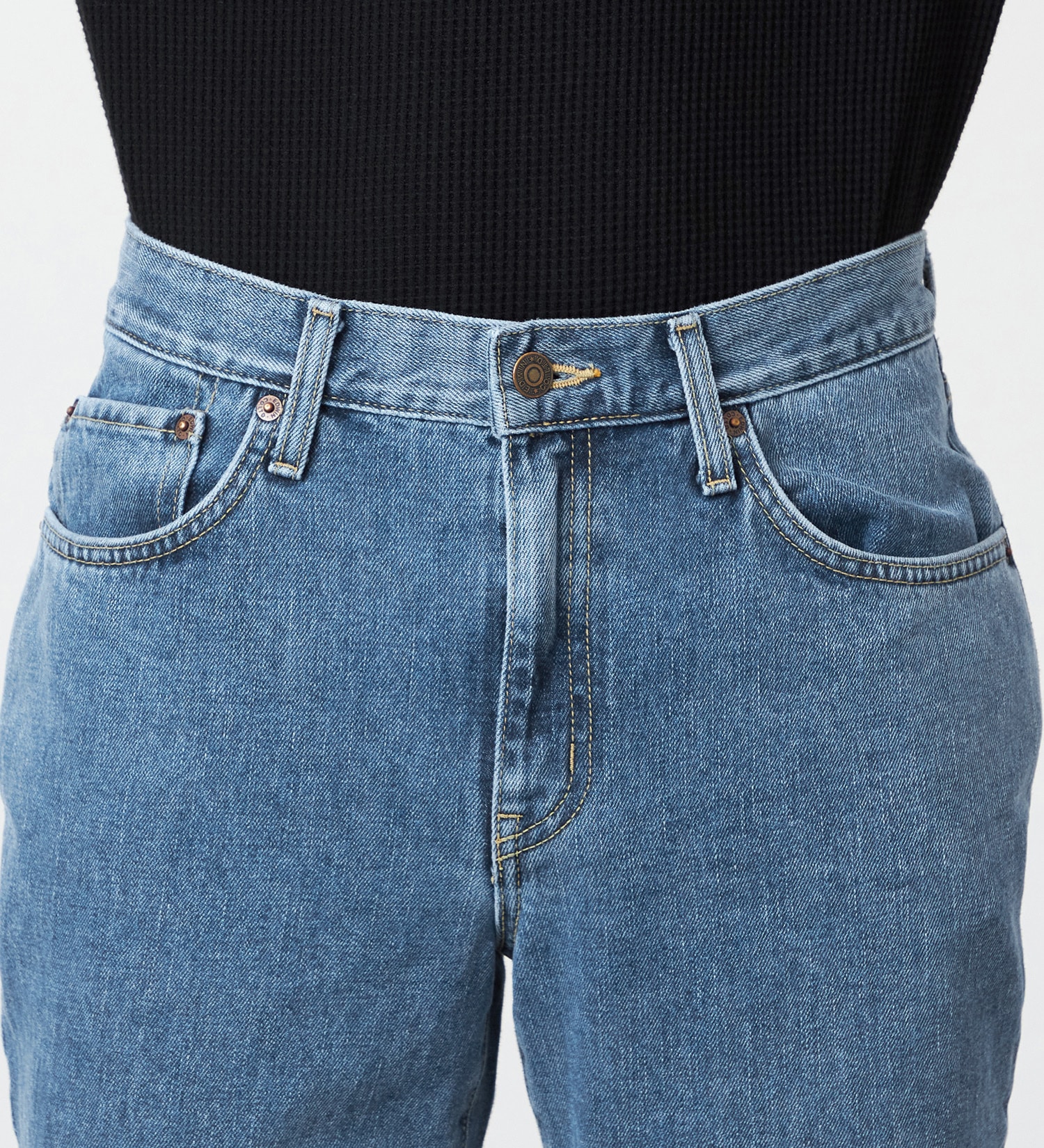 EDWIN(エドウイン)の【試着対象】【裾上げ無料】インターナショナルベーシック 402 すっきりストレート デニムパンツ ジーンズ|パンツ/デニム / ジーンズパンツ/メンズ|淡色ブルー