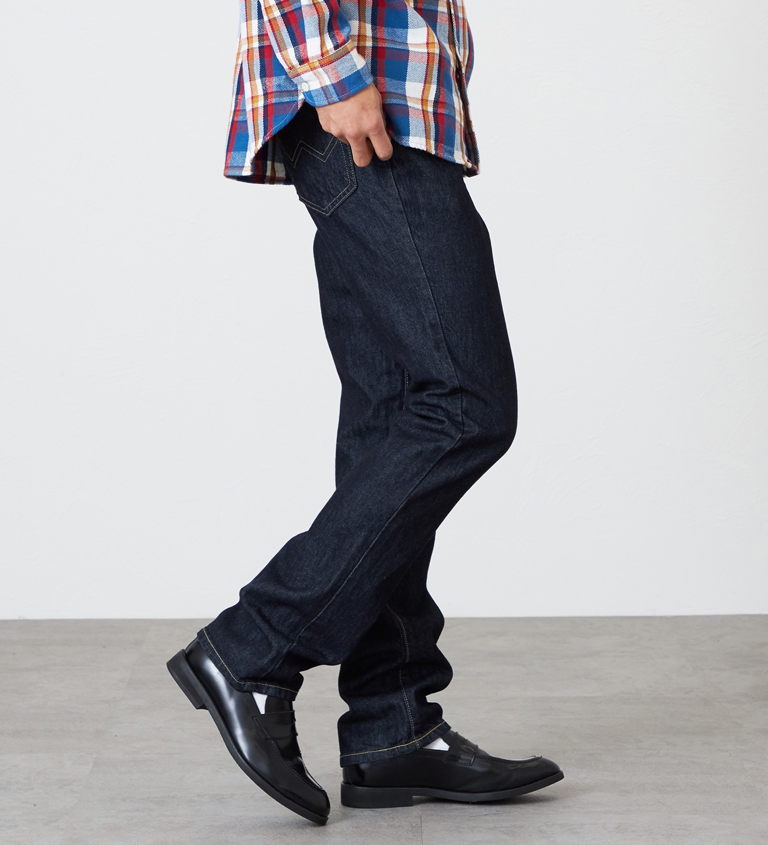 EDWIN(エドウイン)の【裾上げ無料】インターナショナルベーシック 403 ふつうのストレート デニムパンツ ジーンズ|パンツ/デニム / ジーンズパンツ/メンズ|インディゴブルー