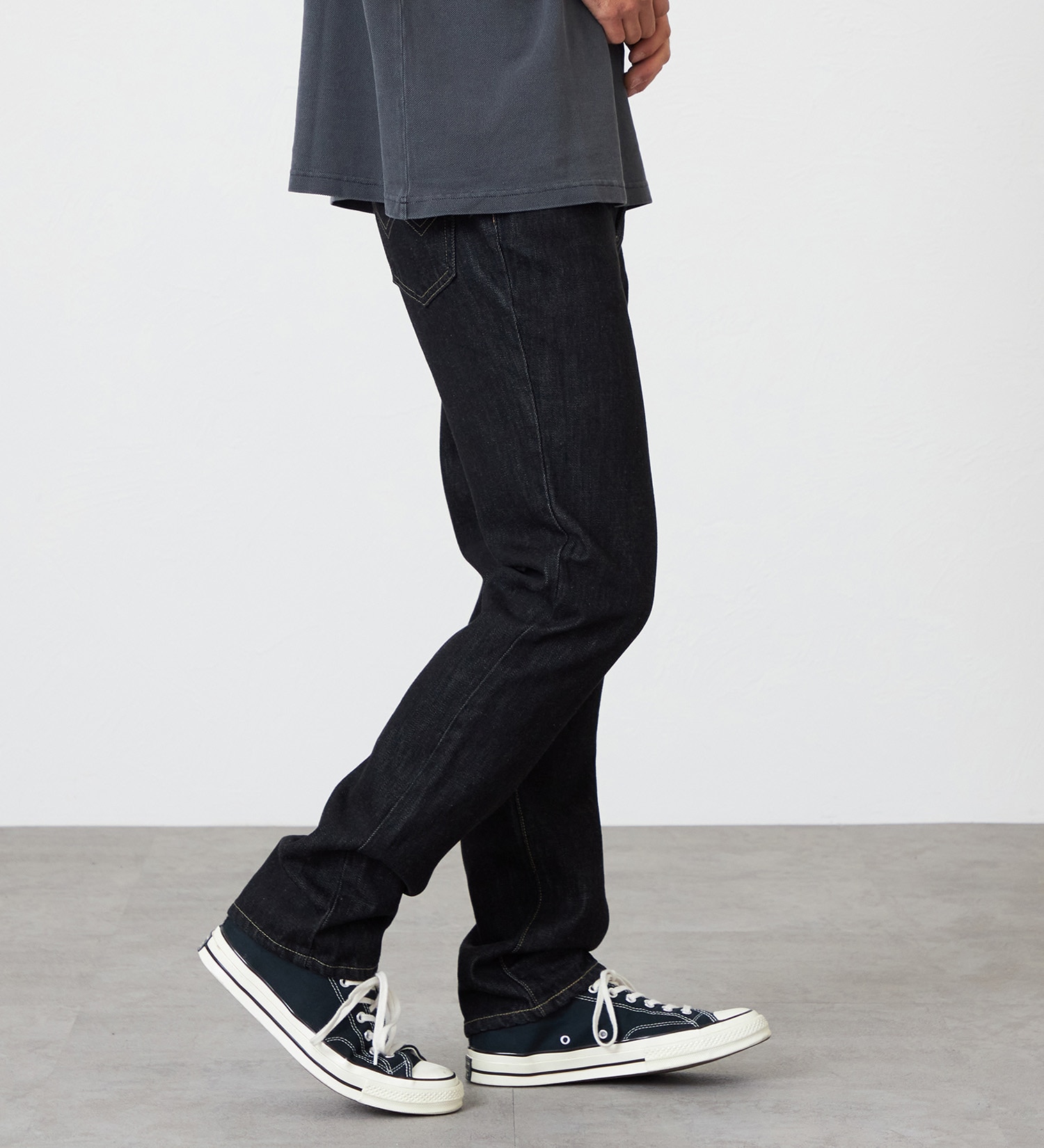 EDWIN(エドウイン)の【裾上げ無料】インターナショナルベーシック 403 ふつうのストレート デニムパンツ ジーンズ|パンツ/デニム / ジーンズパンツ/メンズ|ブラックデニム