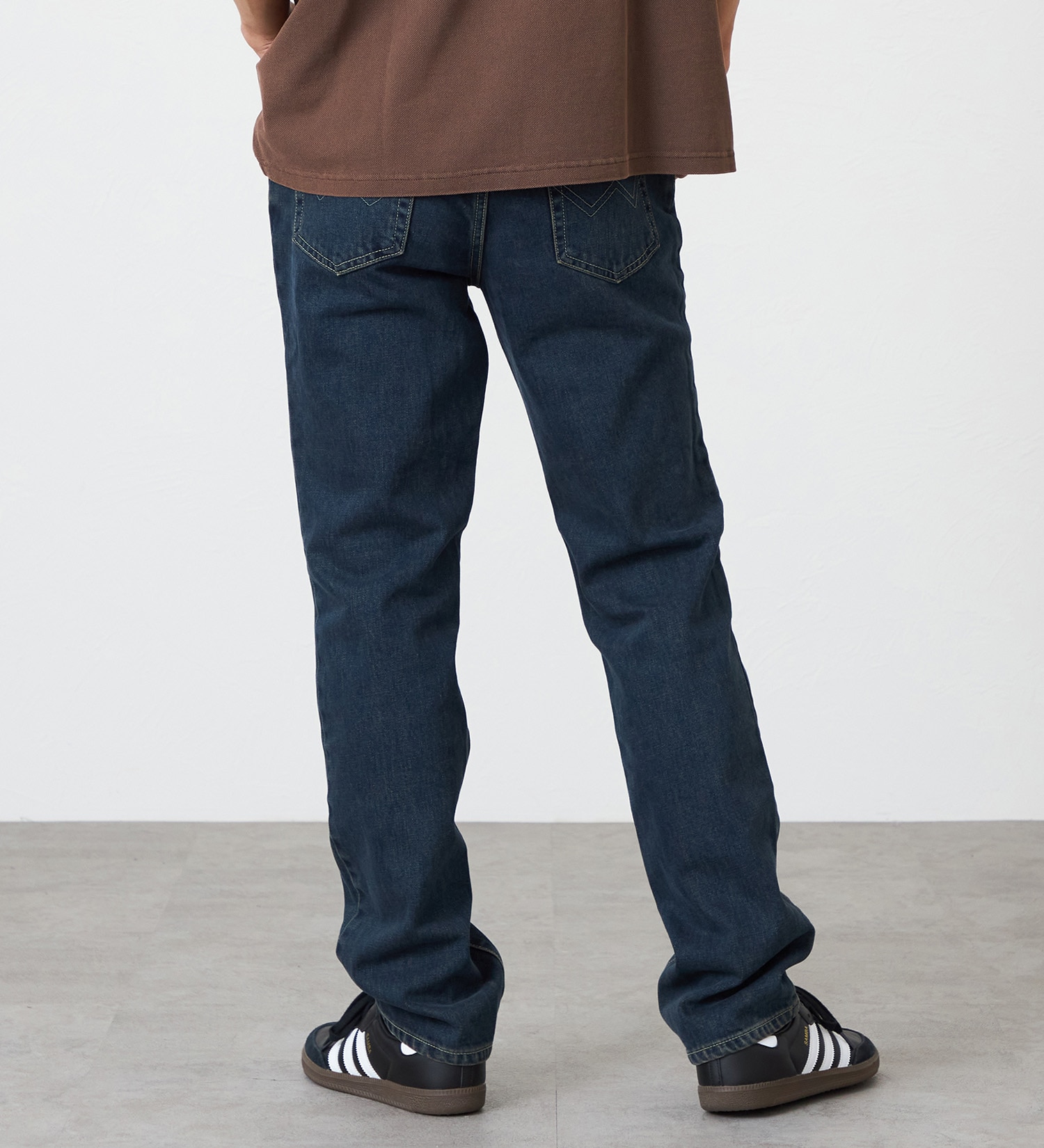 EDWIN(エドウイン)の【裾上げ無料】インターナショナルベーシック 403 ふつうのストレート デニムパンツ ジーンズ|パンツ/デニム / ジーンズパンツ/メンズ|中色ブルー2