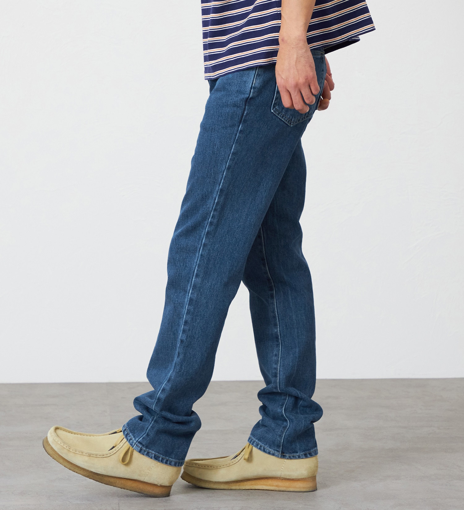 EDWIN(エドウイン)の【裾上げ無料】インターナショナルベーシック 403 ふつうのストレート デニムパンツ ジーンズ|パンツ/デニム / ジーンズパンツ/メンズ|中色ブルー