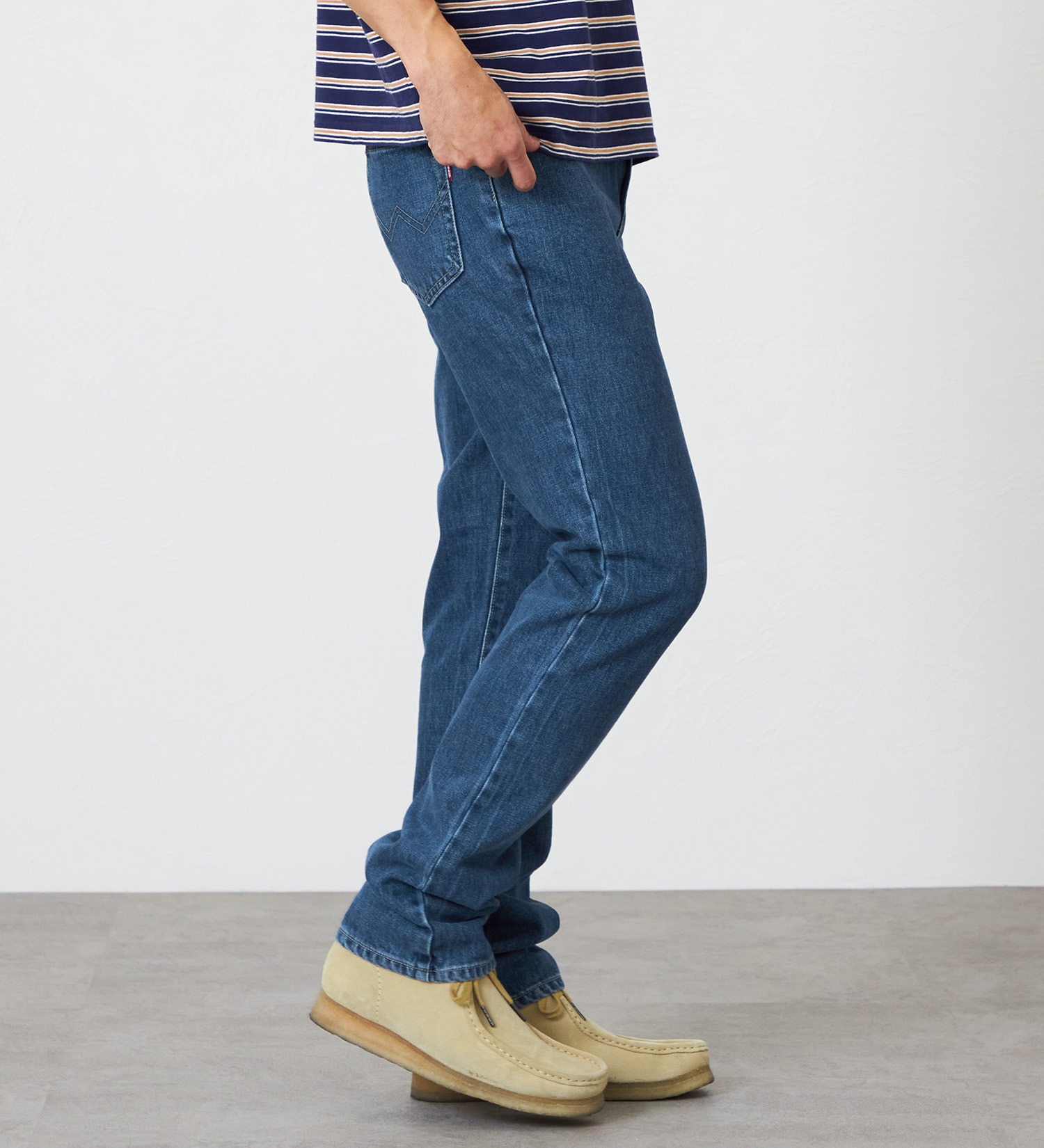 EDWIN(エドウイン)の【裾上げ無料】インターナショナルベーシック 403 ふつうのストレート デニムパンツ ジーンズ|パンツ/デニム / ジーンズパンツ/メンズ|中色ブルー