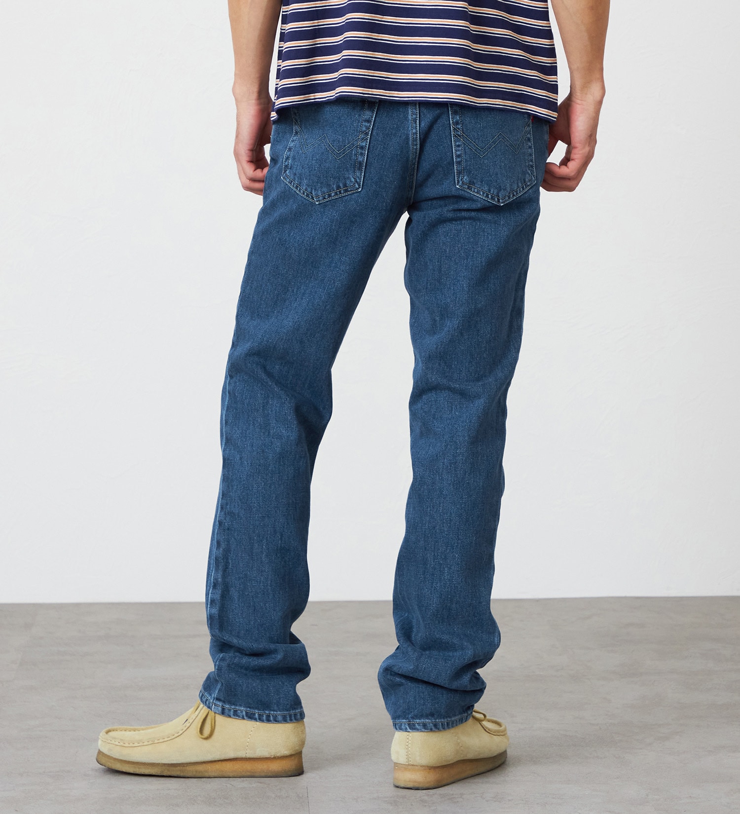 EDWIN(エドウイン)の【裾上げ無料】インターナショナルベーシック 403 ふつうのストレート デニムパンツ ジーンズ|パンツ/デニム / ジーンズパンツ/メンズ|中色ブルー