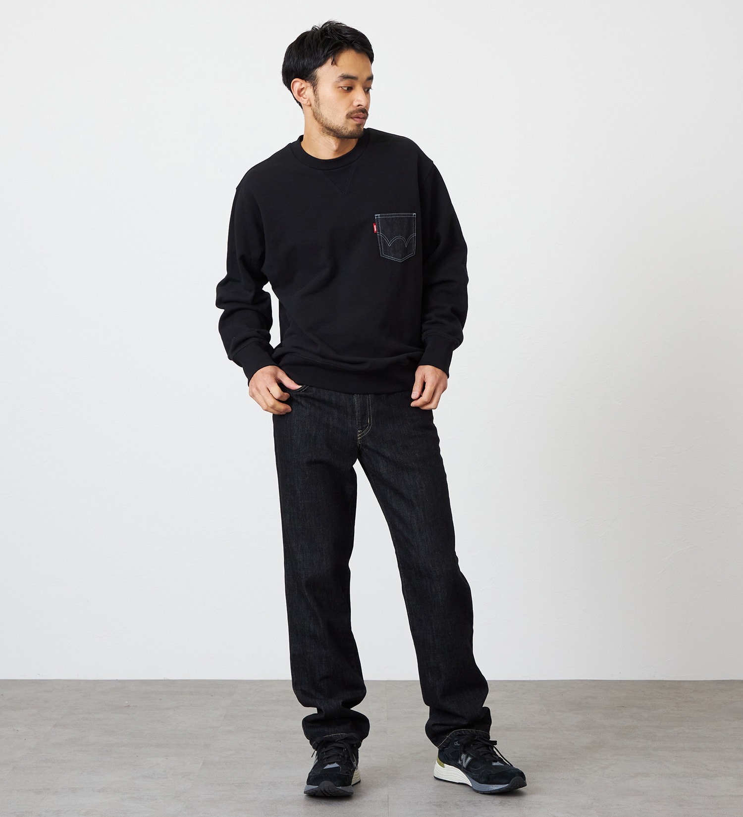 EDWIN(エドウイン)の【裾上げ無料】【大きいサイズ】インターナショナルベーシック 404 ゆったりストレート デニムパンツ ジーンズ|パンツ/デニム / ジーンズパンツ/メンズ|ブラックデニム