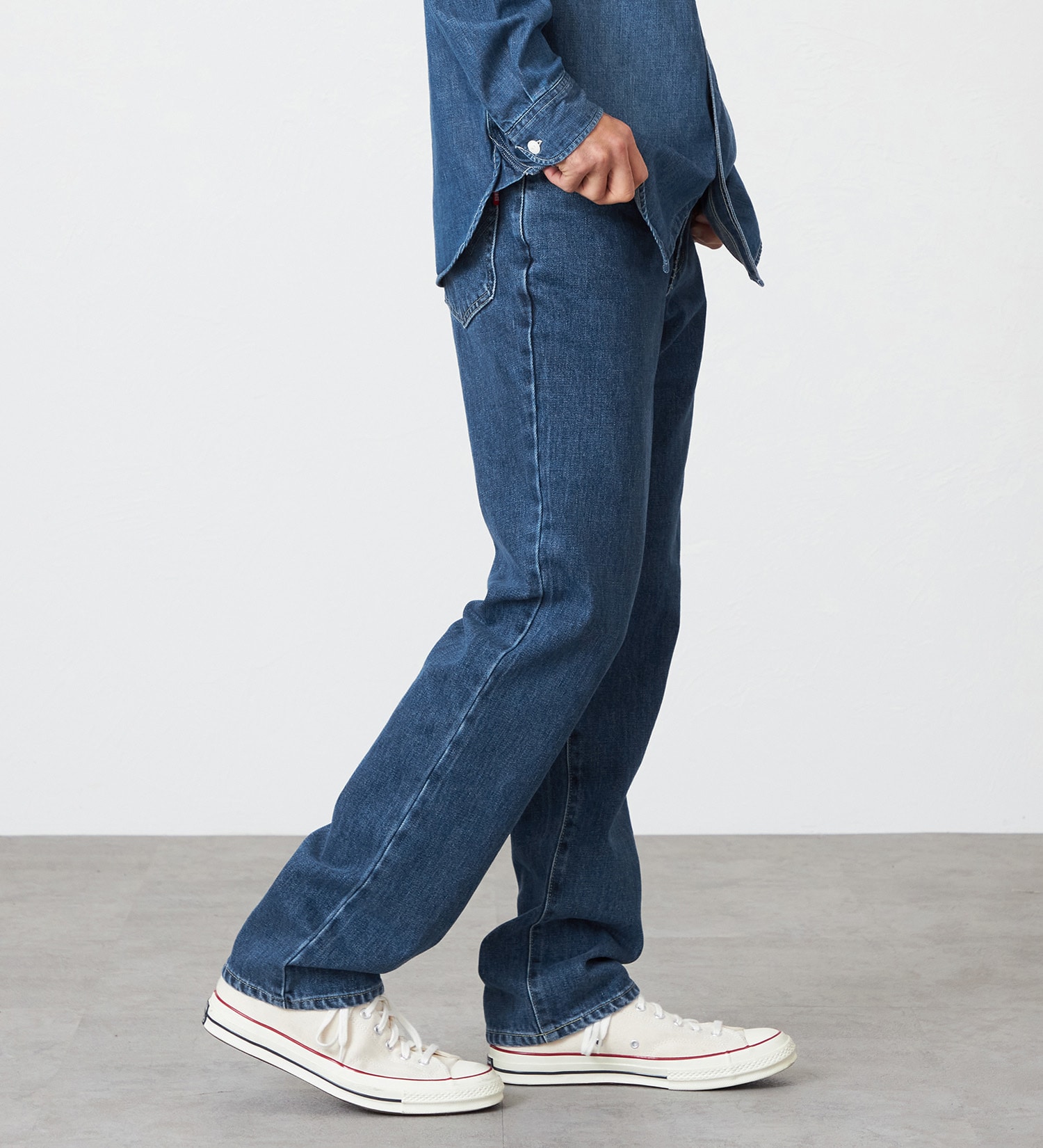 EDWIN(エドウイン)の【裾上げ無料】インターナショナルベーシック 404 ゆったりストレート デニムパンツ ジーンズ|パンツ/デニム / ジーンズパンツ/メンズ|中色ブルー