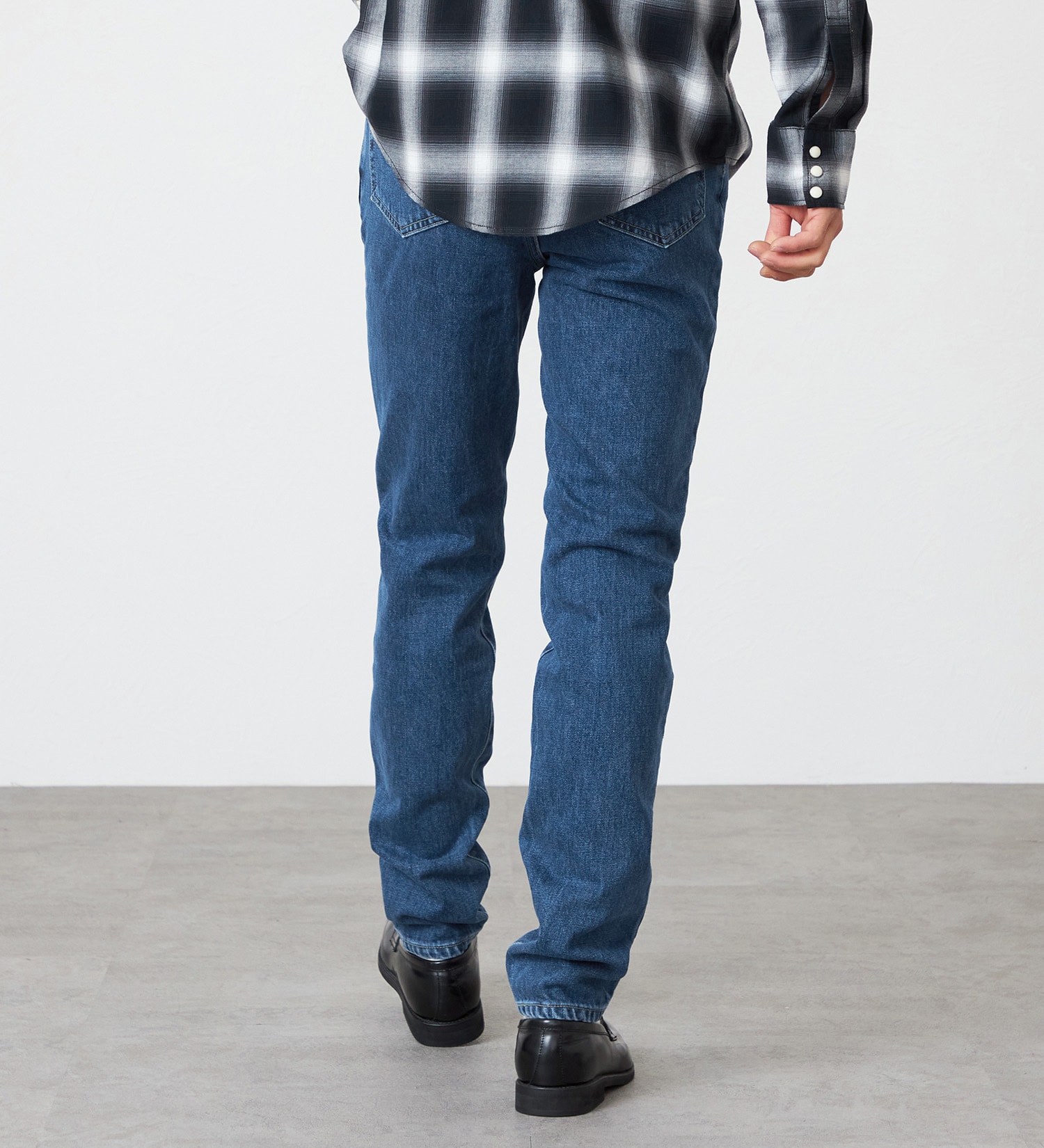 EDWIN(エドウイン)の【試着対象】【裾上げ無料】インターナショナルベーシック 406 すっきりスリム デニムパンツ ジーンズ|パンツ/デニム / ジーンズパンツ/メンズ|中色ブルー