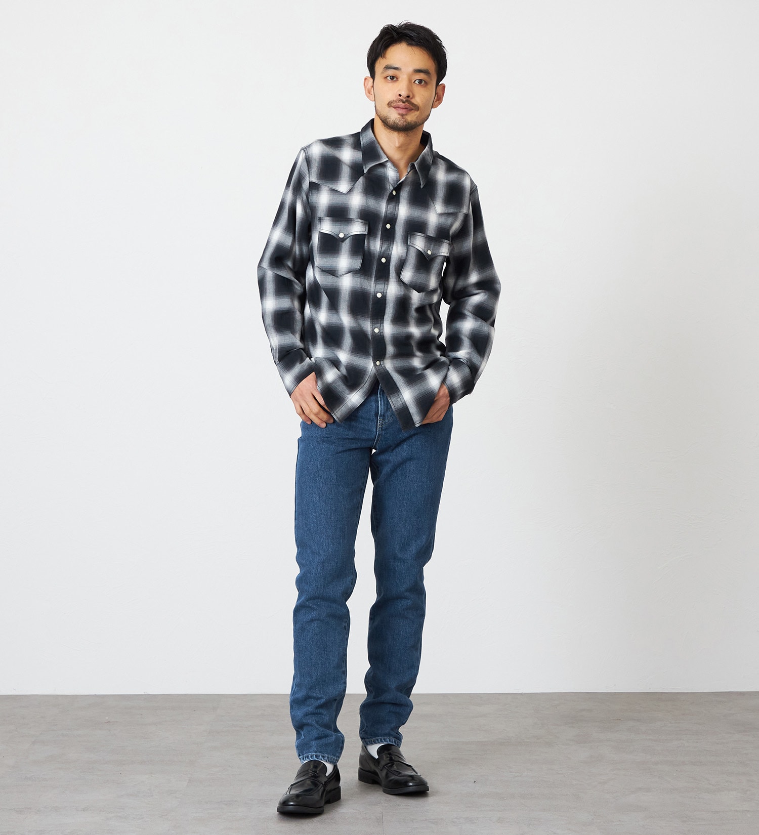 EDWIN(エドウイン)の【試着対象】【裾上げ無料】インターナショナルベーシック 406 すっきりスリム デニムパンツ ジーンズ|パンツ/デニム / ジーンズパンツ/メンズ|中色ブルー