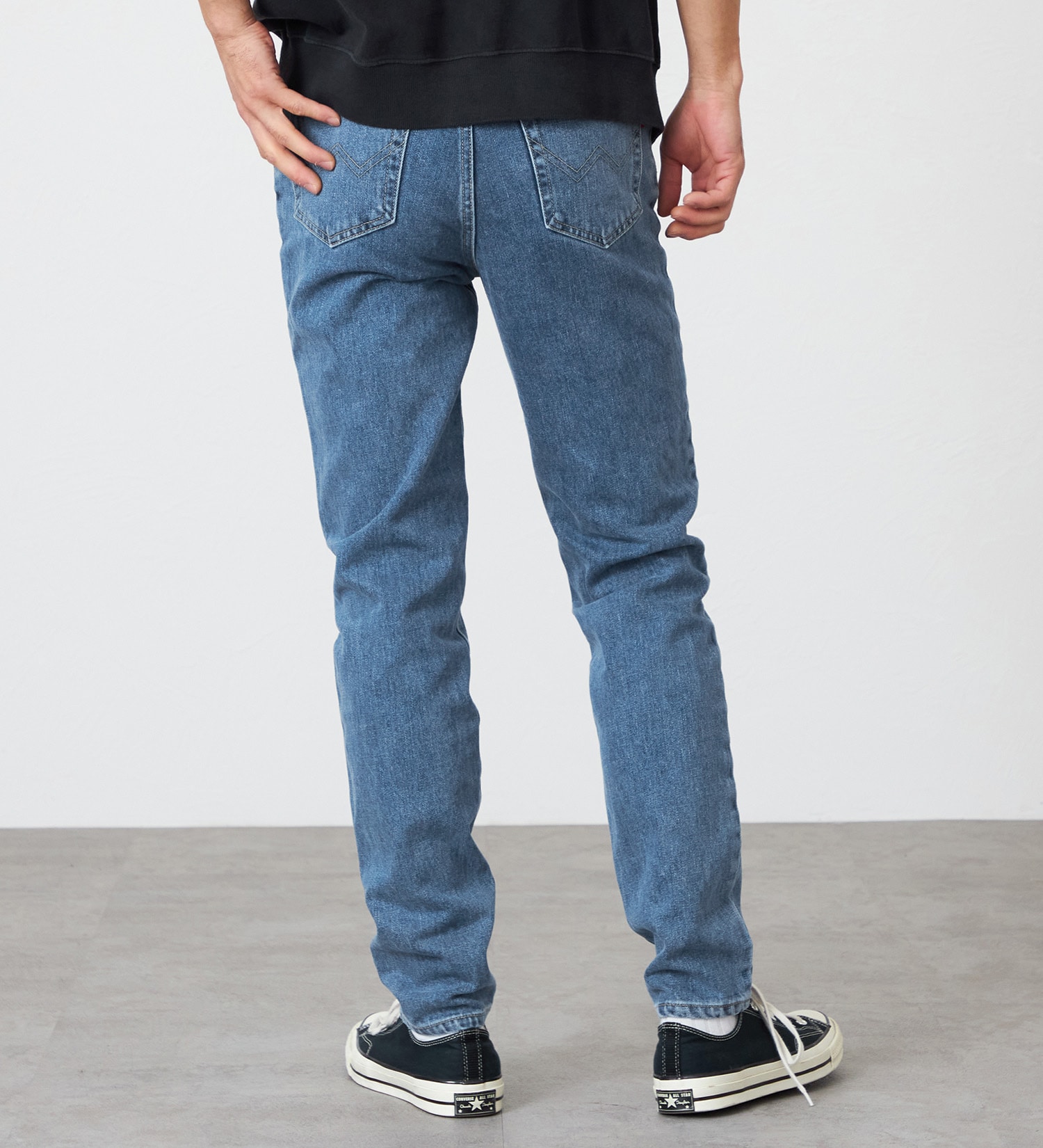 EDWIN(エドウイン)の【試着対象】【裾上げ無料】インターナショナルベーシック 406 すっきりスリム デニムパンツ ジーンズ|パンツ/デニム / ジーンズパンツ/メンズ|淡色ブルー