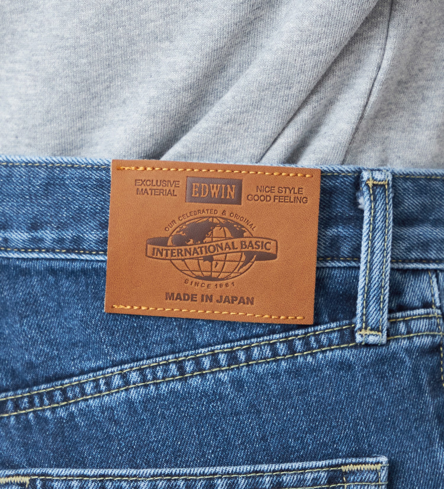 EDWIN(エドウイン)の【試着対象】【裾上げ無料】インターナショナルベーシック 407 ふつうのスリム デニムパンツ ジーンズ|パンツ/デニム / ジーンズパンツ/メンズ|中色ブルー