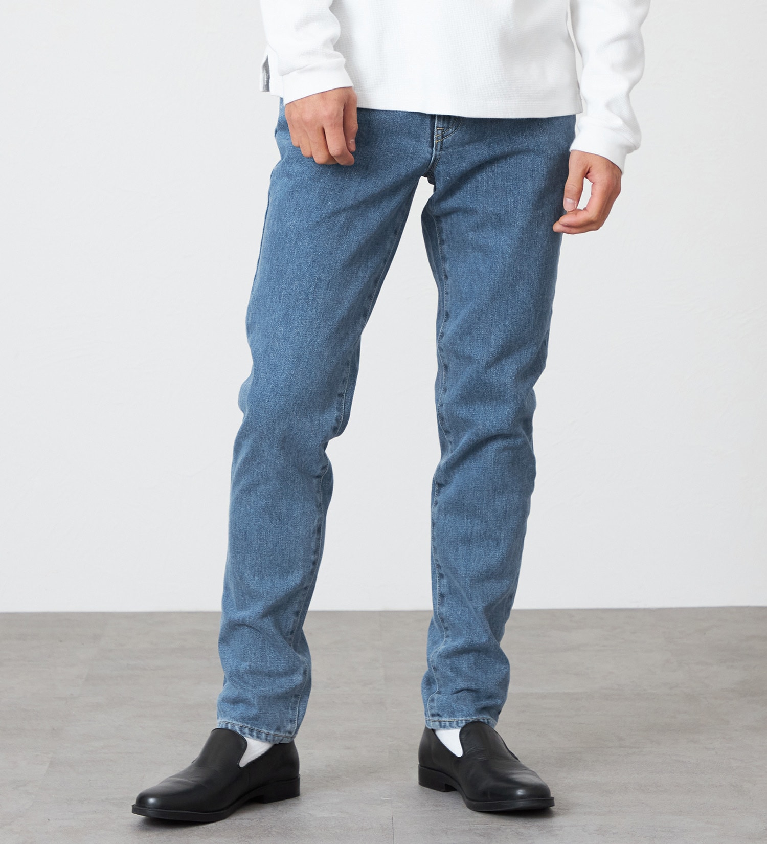 EDWIN(エドウイン)の【試着対象】【裾上げ無料】インターナショナルベーシック 407 ふつうのスリム デニムパンツ ジーンズ|パンツ/デニム / ジーンズパンツ/メンズ|淡色ブルー