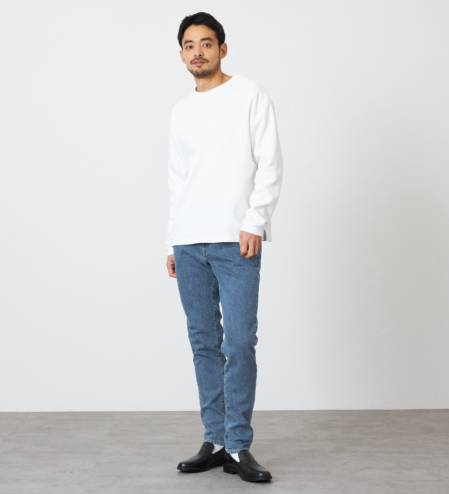 EDWIN(エドウイン)の【試着対象】【裾上げ無料】インターナショナルベーシック 407 ふつうのスリム デニムパンツ ジーンズ|パンツ/デニム / ジーンズパンツ/メンズ|淡色ブルー