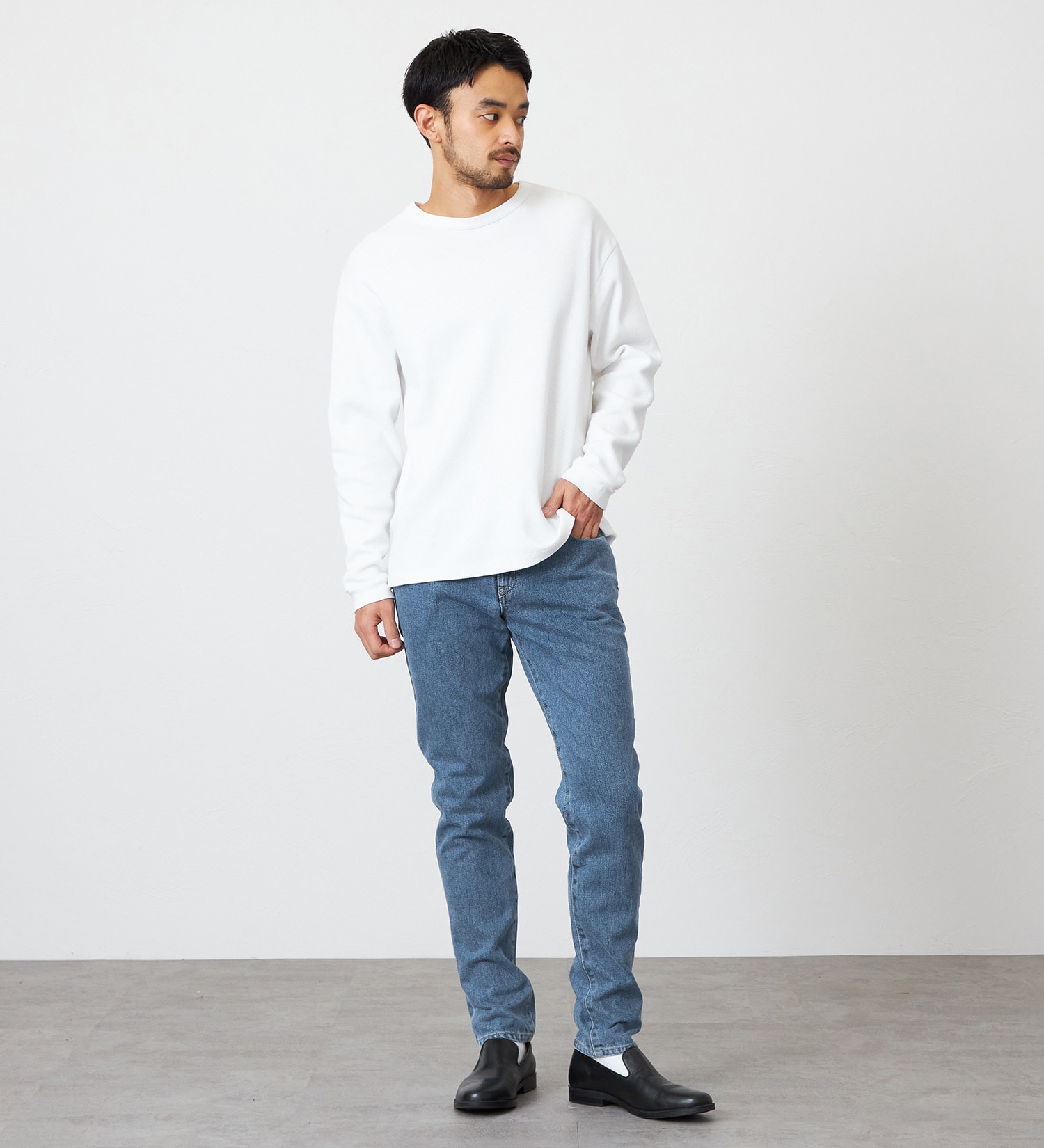 EDWIN(エドウイン)の【試着対象】【裾上げ無料】インターナショナルベーシック 407 ふつうのスリム デニムパンツ ジーンズ|パンツ/デニム / ジーンズパンツ/メンズ|淡色ブルー