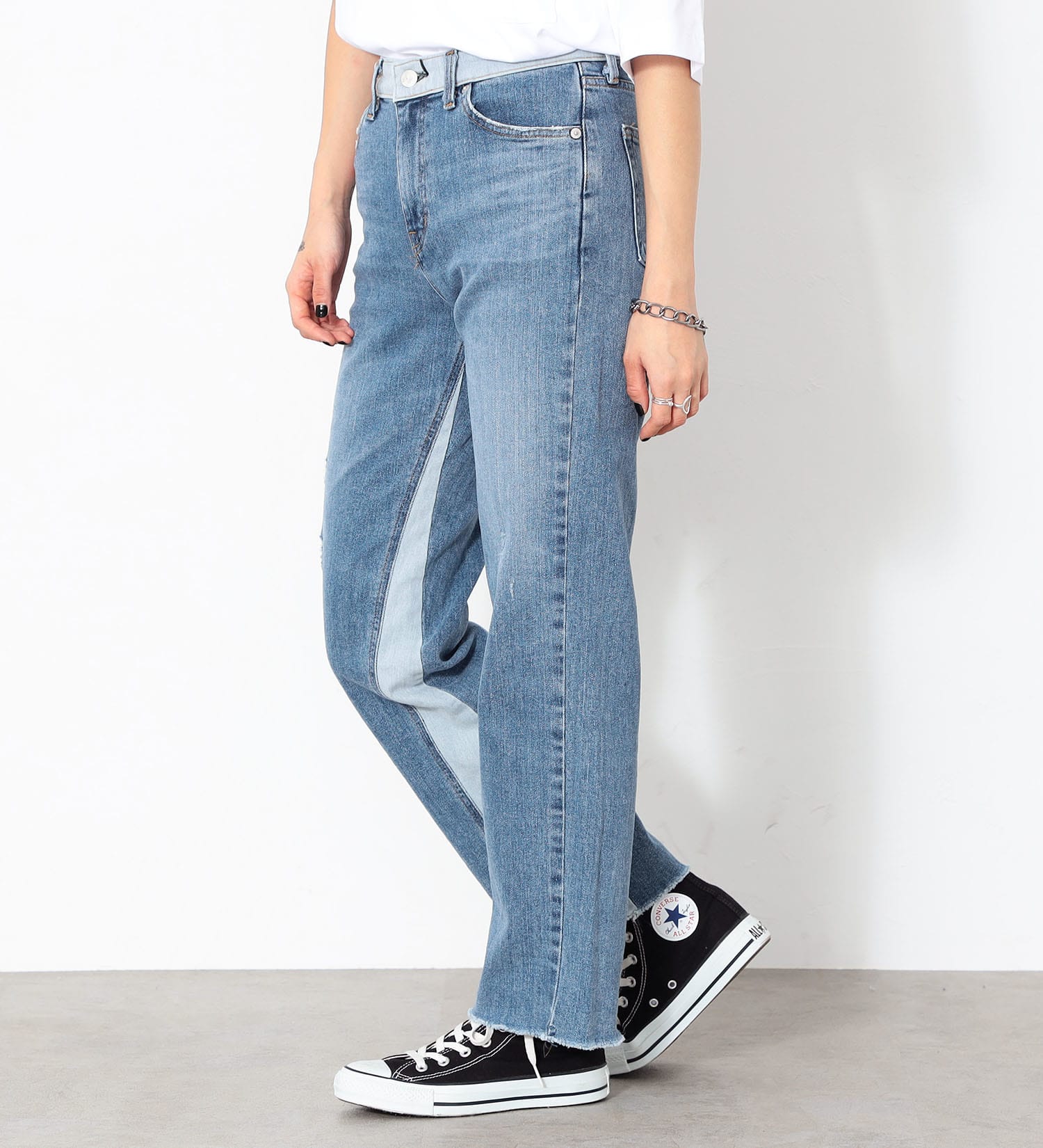 EDWIN(エドウイン)の【レディース】CORE ストレートデニムパンツ|パンツ/デニムパンツ/レディース|淡色ブルー