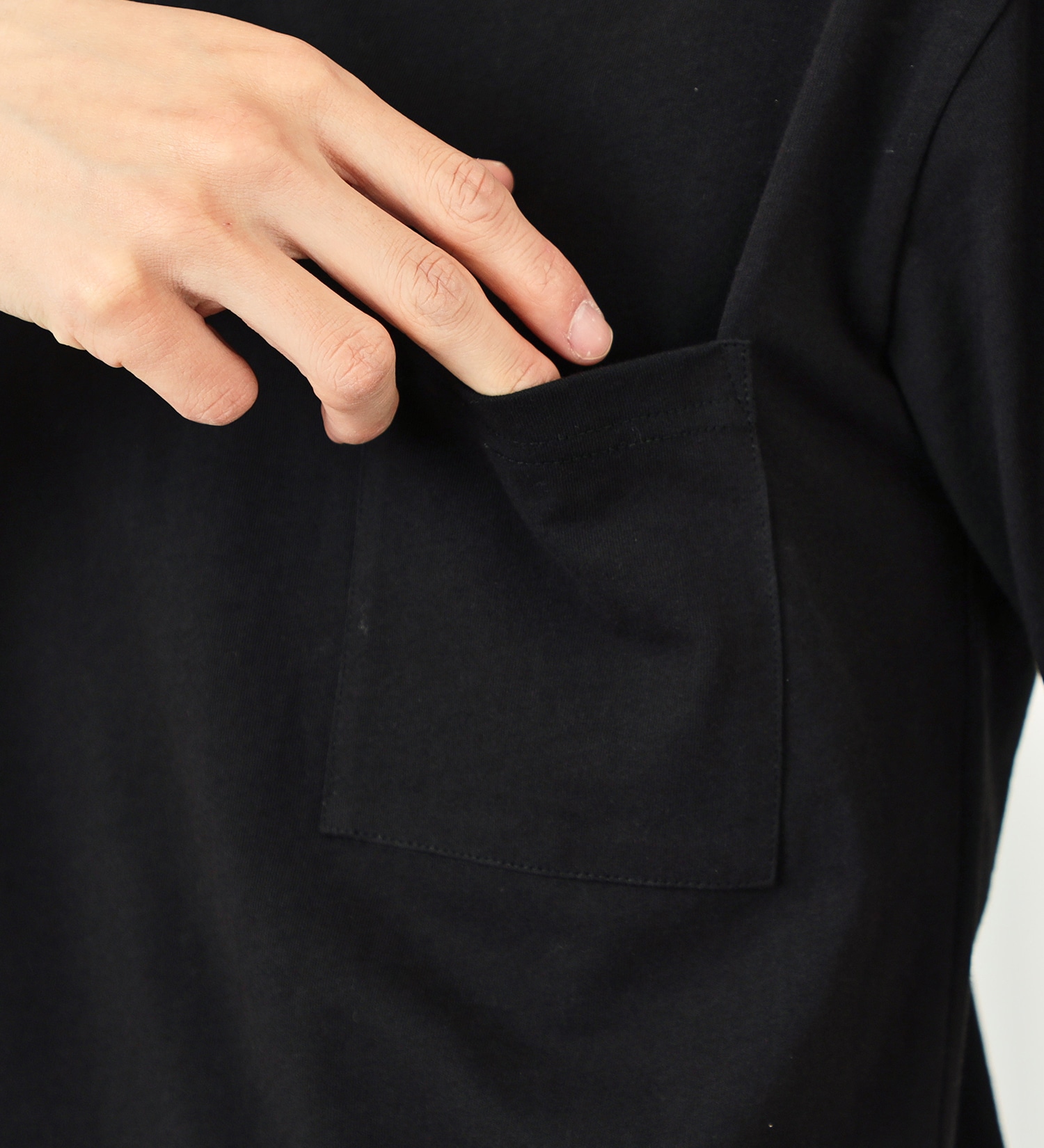 EDWIN(エドウイン)の【おまとめ割対象】デニスラAIR クルーネックポケットTシャツ 半袖|トップス/Tシャツ/カットソー/メンズ|ブラック