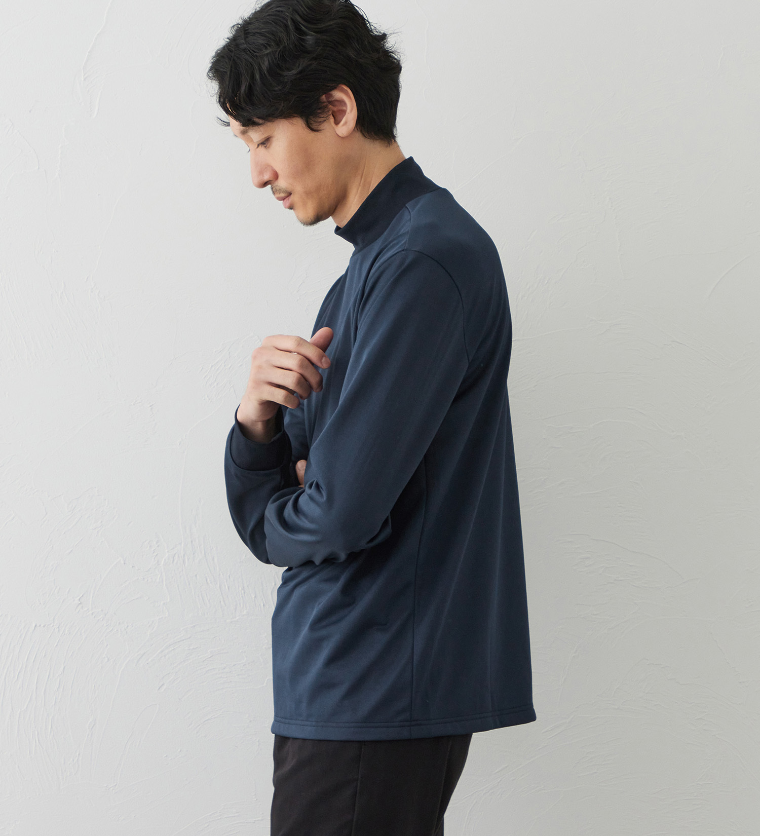 EDWIN(エドウイン)のデニスラ 長袖モックネック Tシャツ【吸水速乾/抗菌防臭/ビジネス】|トップス/Tシャツ/カットソー/メンズ|ネイビー
