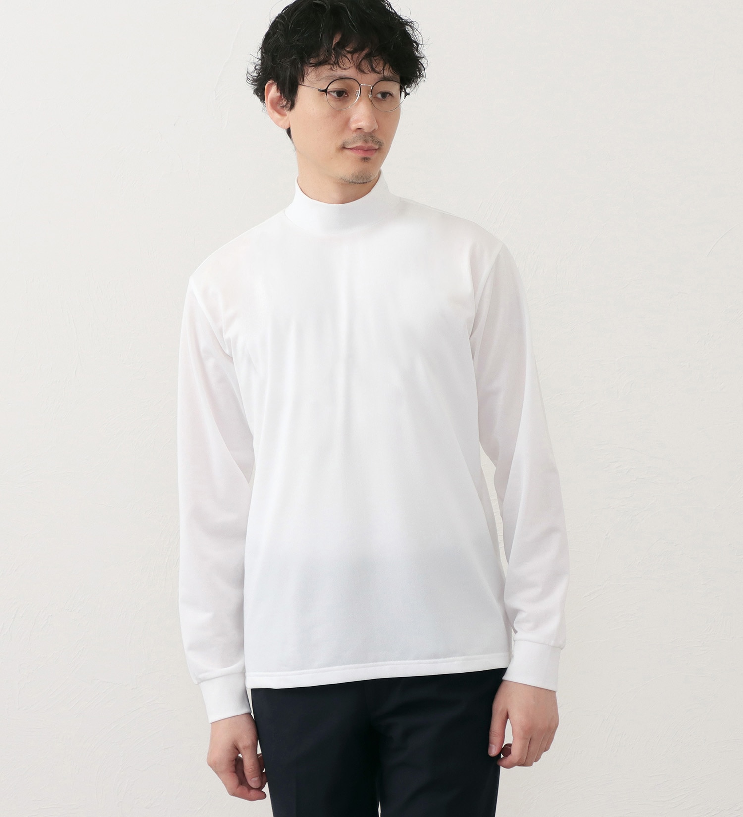 EDWIN(エドウイン)のデニスラ 長袖モックネック Tシャツ【吸水速乾/抗菌防臭/ビジネス】|トップス/Tシャツ/カットソー/メンズ|ホワイト