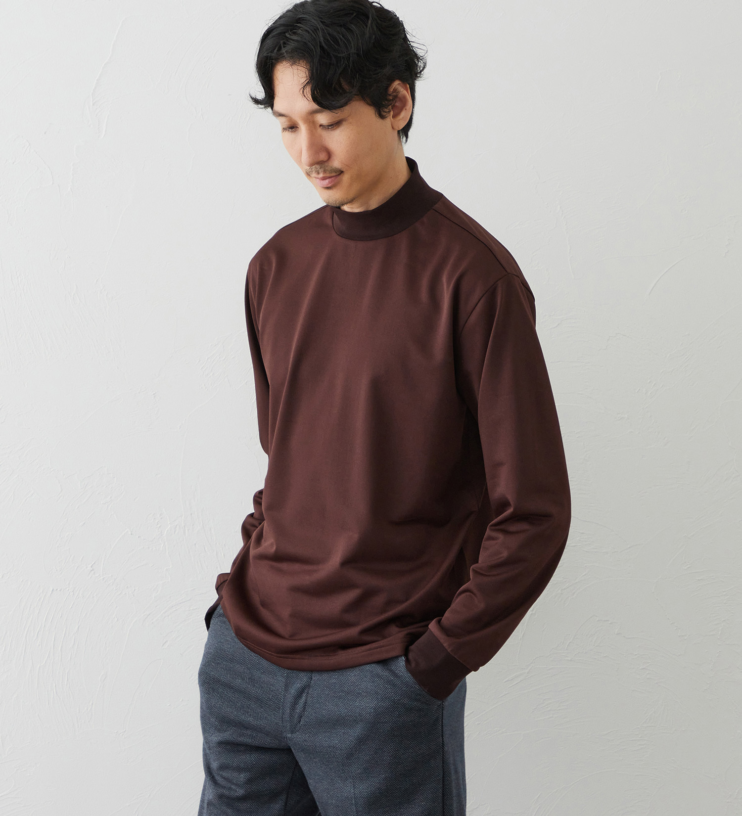 EDWIN(エドウイン)のデニスラ 長袖モックネック Tシャツ【吸水速乾/抗菌防臭/ビジネス】|トップス/Tシャツ/カットソー/メンズ|ブラウン