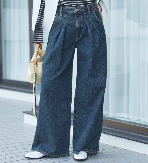 EDWIN(エドウイン)のessentials タックワイドデニムパンツ|パンツ/デニム/レディース|中色ブルー2