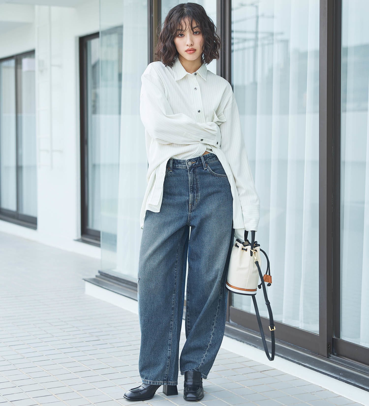 EDWIN(エドウイン)のessentials カーブデニムパンツ|パンツ/デニム / ジーンズパンツ/レディース|中色ブルー