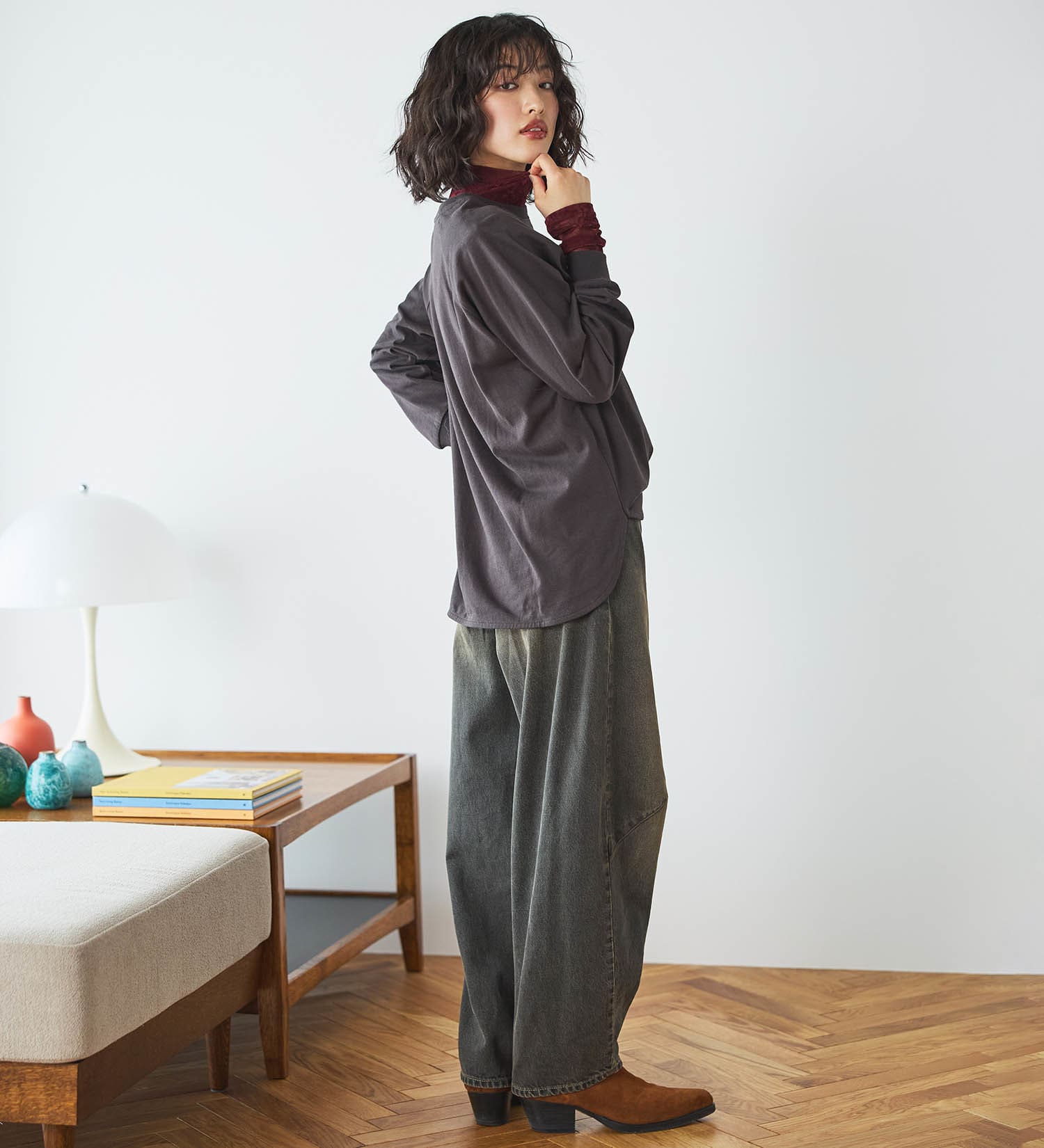 EDWIN(エドウイン)のessentials カーブデニムパンツ|パンツ/デニム / ジーンズパンツ/レディース|ブラックデニム2