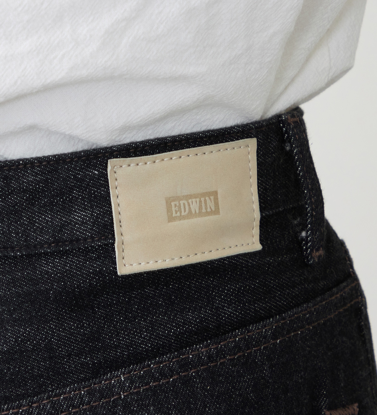 EDWIN(エドウイン)の【試着対象】ロールアップ ストレート デニムパンツ ジーンズ|パンツ/デニム / ジーンズパンツ/レディース|ブラックデニム