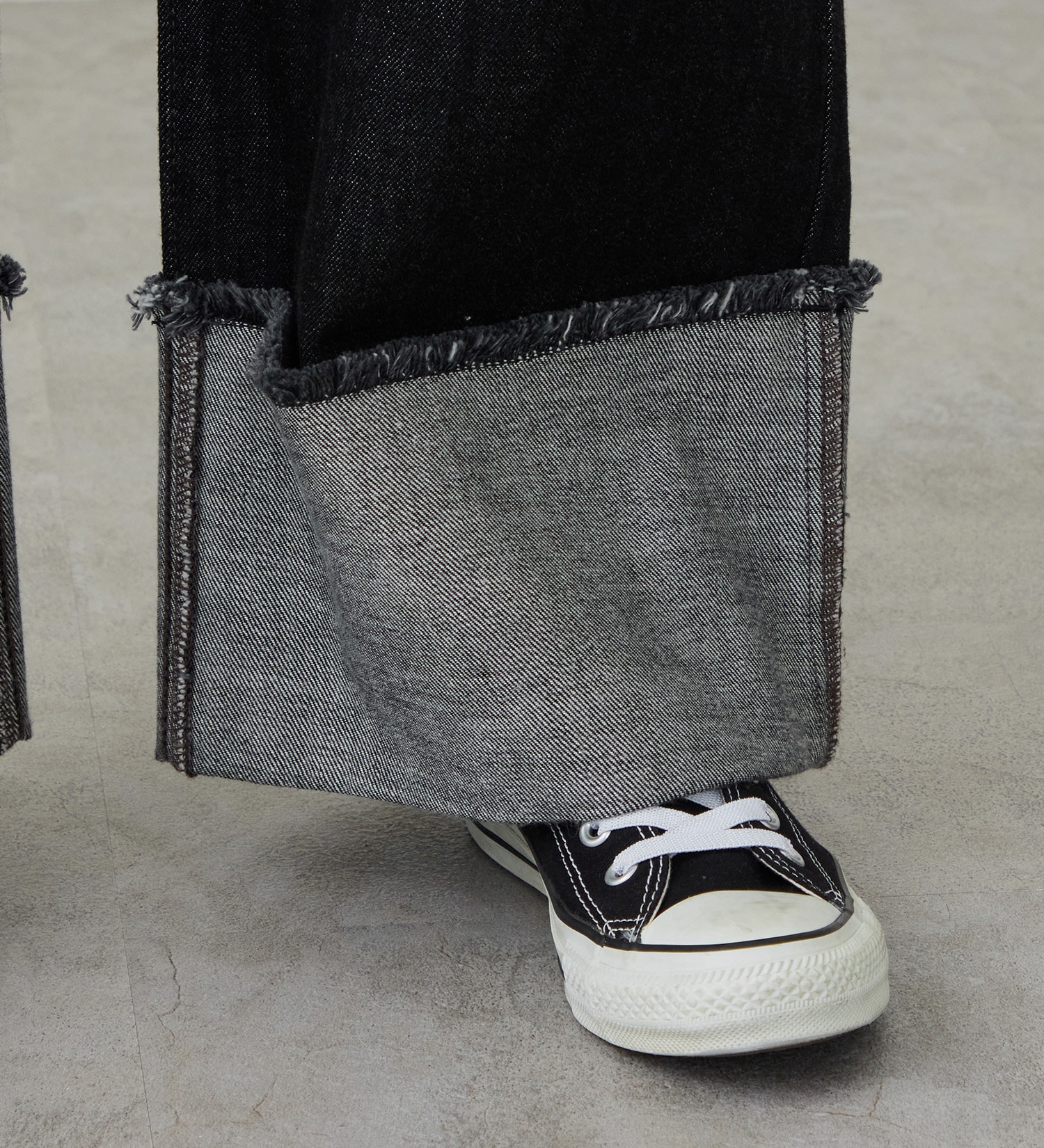 EDWIN(エドウイン)の【試着対象】ロールアップ ストレート デニムパンツ ジーンズ|パンツ/デニム / ジーンズパンツ/レディース|ブラックデニム