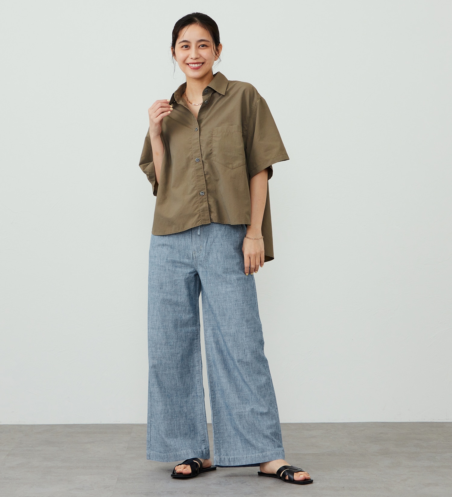 EDWIN(エドウイン)の【試着対象】EDWIN LADIES デニム イージーワイドパンツ|パンツ/デニム / ジーンズパンツ/レディース|中色ブルー