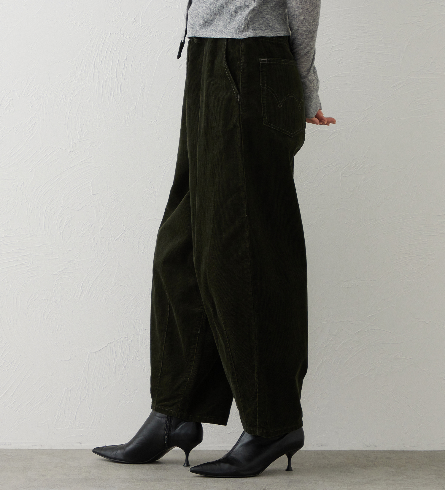 EDWIN(エドウイン)のEDWIN LADIES ノンストレッチ コーデュロイ イージーサーカスワイドパンツ|パンツ/パンツ/レディース|オリーブ