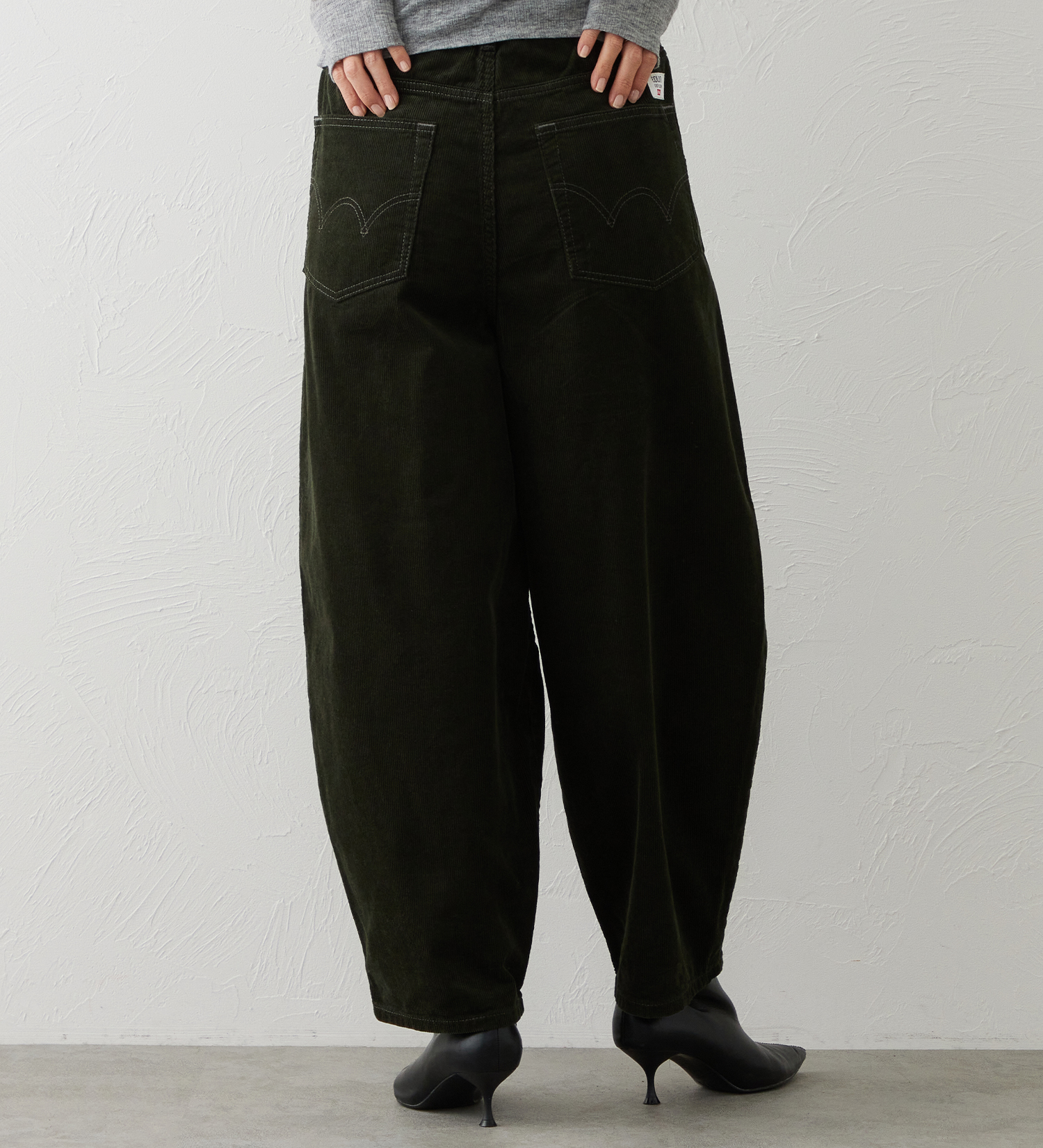 EDWIN(エドウイン)のEDWIN LADIES ノンストレッチ コーデュロイ イージーサーカスワイドパンツ|パンツ/パンツ/レディース|オリーブ